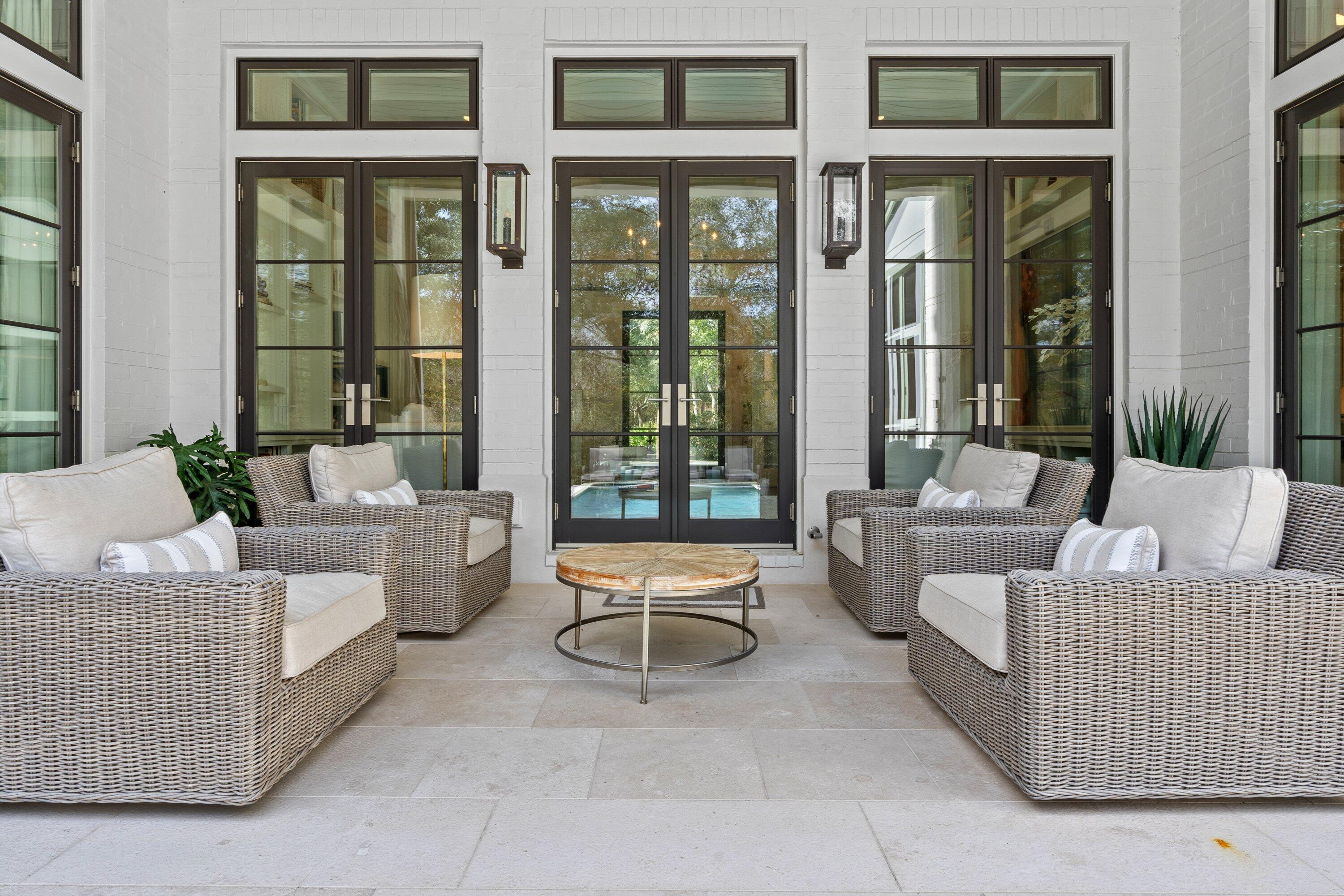 BURNT PINE - Residential