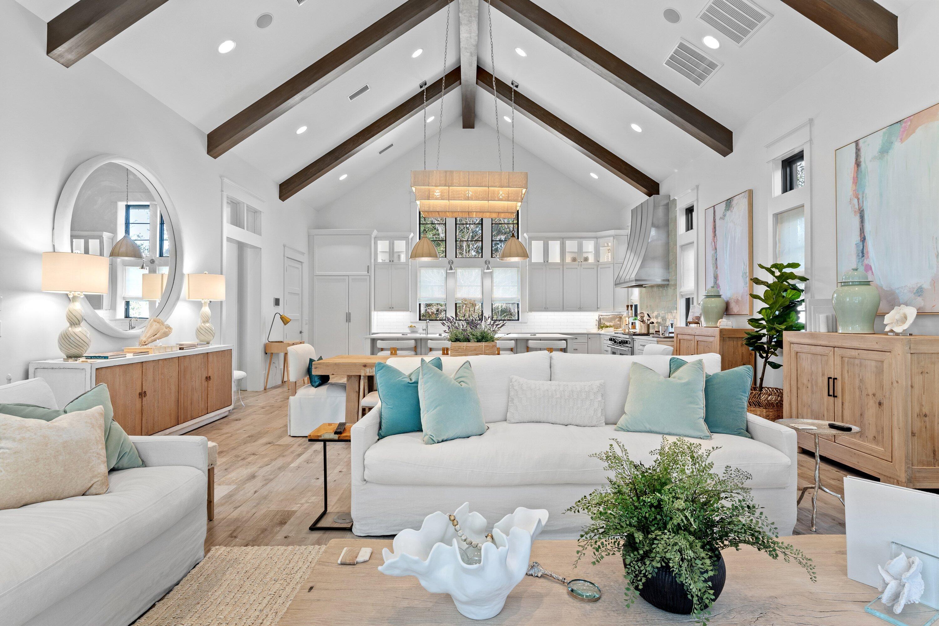 BURNT PINE - Residential