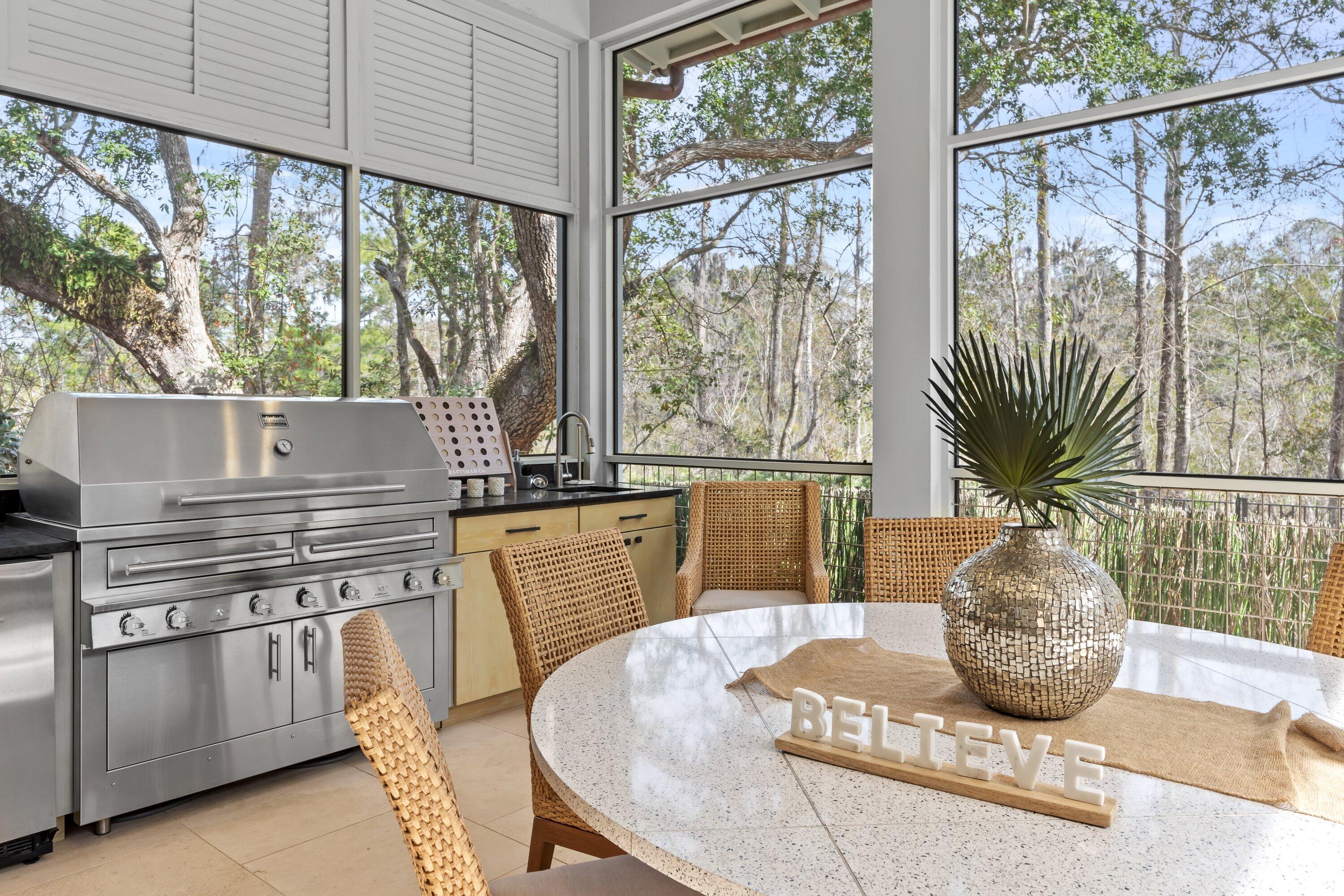 BURNT PINE - Residential