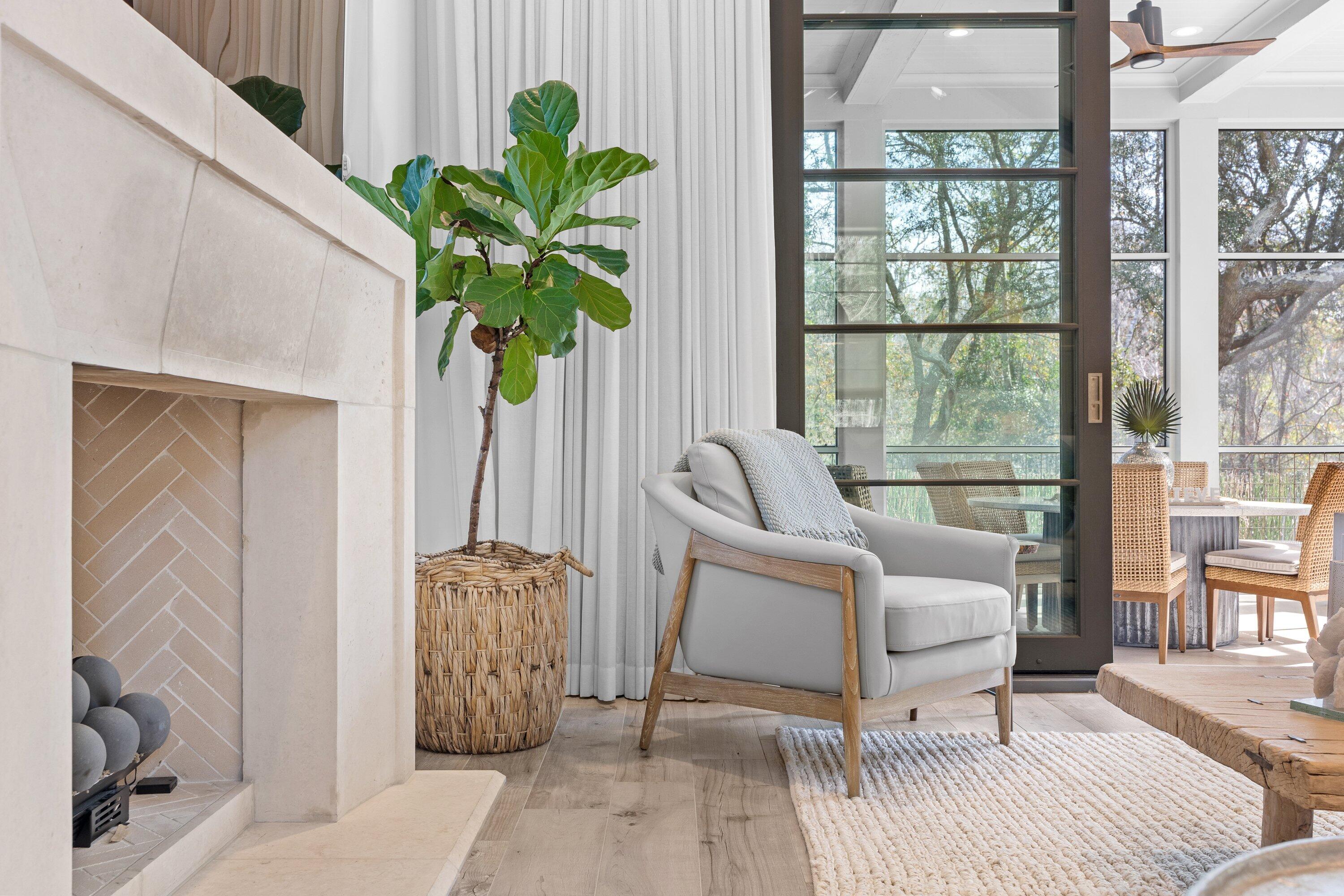 BURNT PINE - Residential