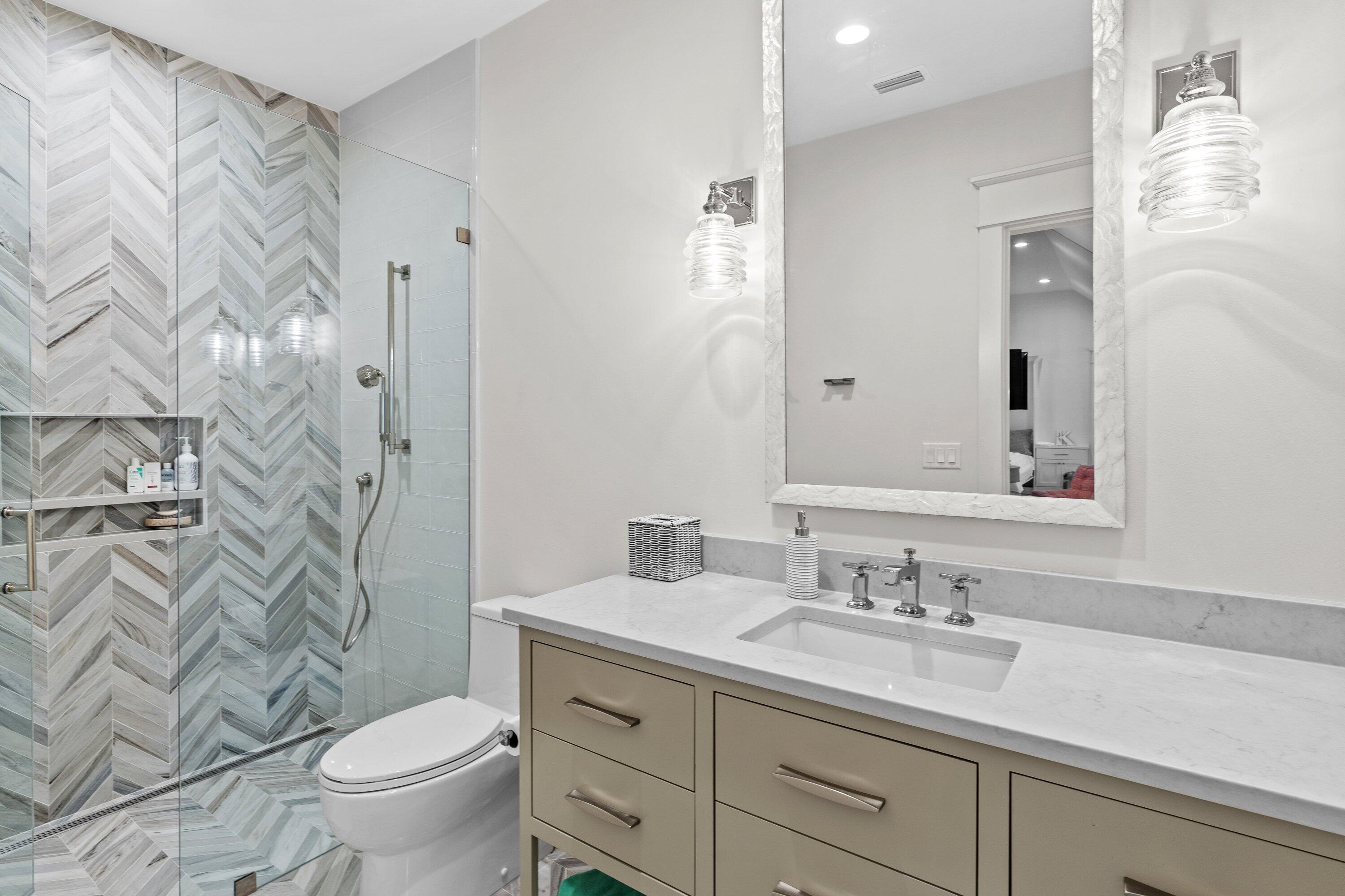 BURNT PINE - Residential