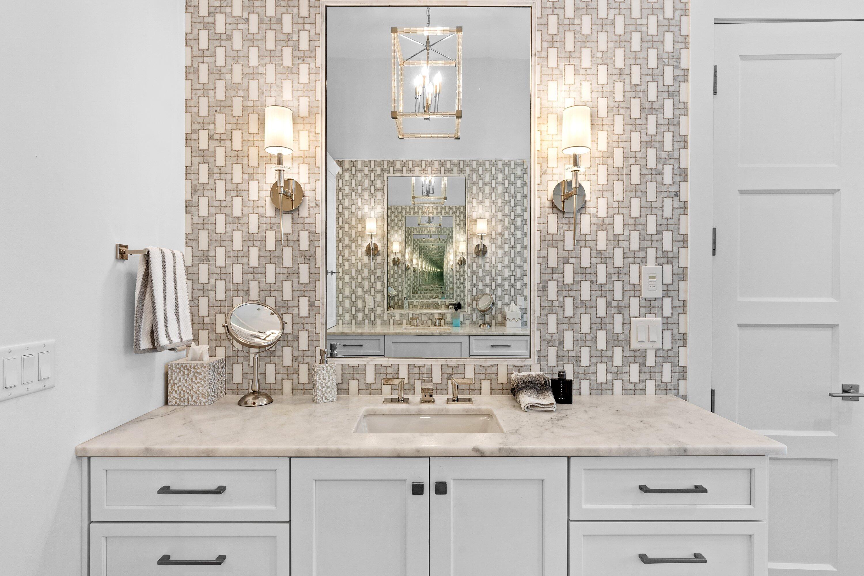 BURNT PINE - Residential