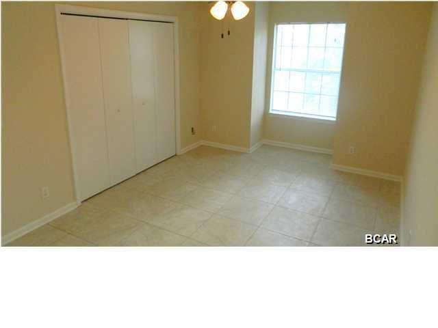 HOLIDAY BEACH UNIT #8 - Residential