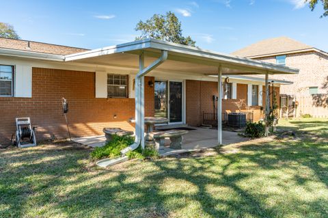 A home in Fort Walton Beach