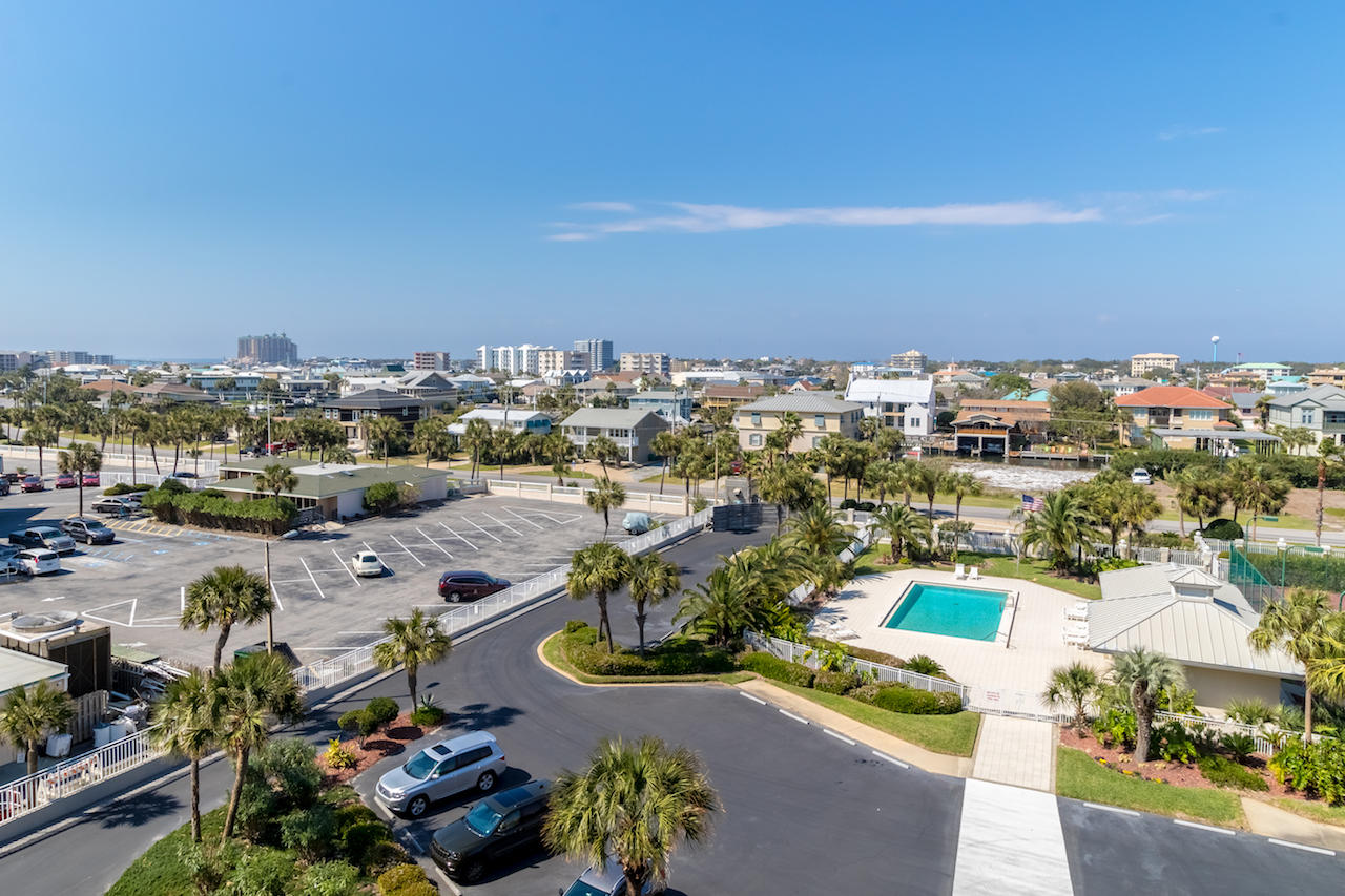 GULFSHORE CONDO - Residential