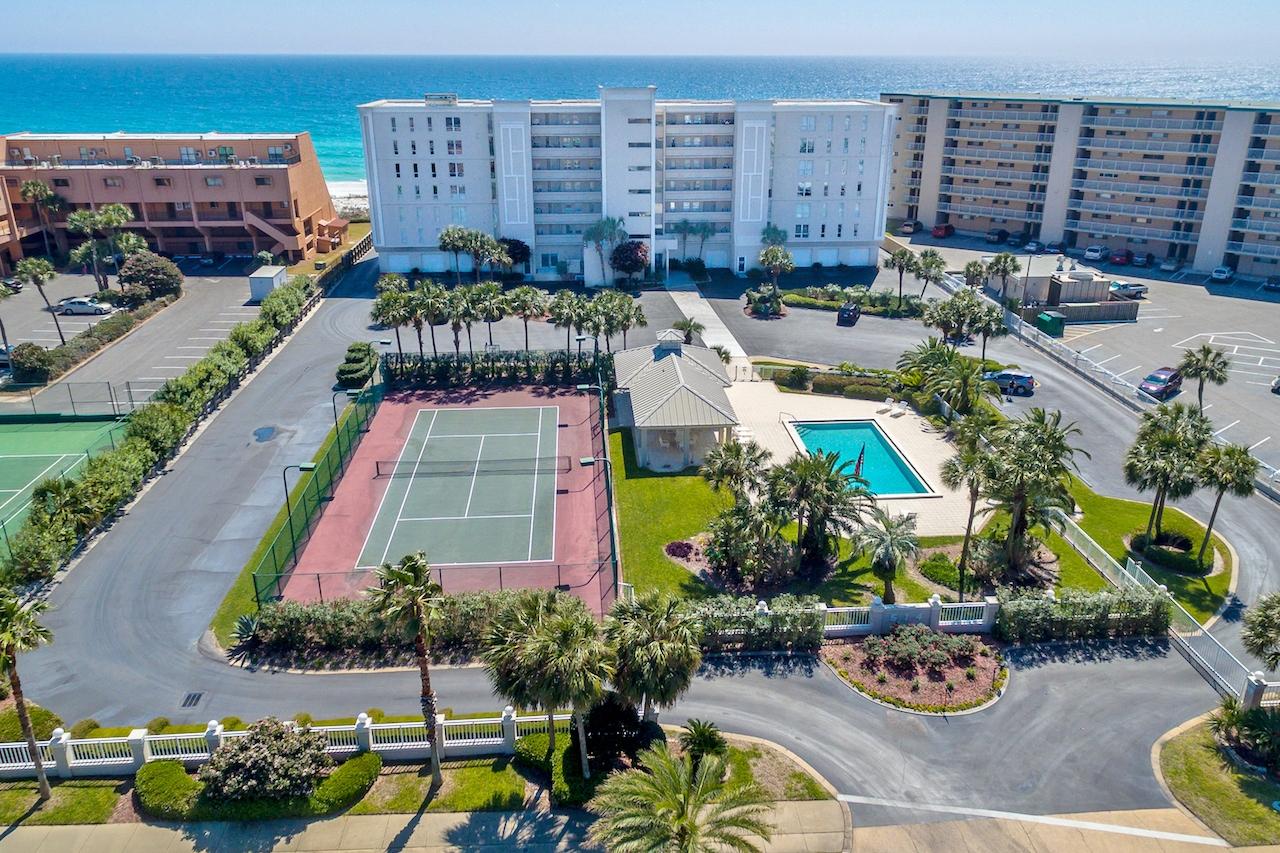 GULFSHORE CONDO - Residential