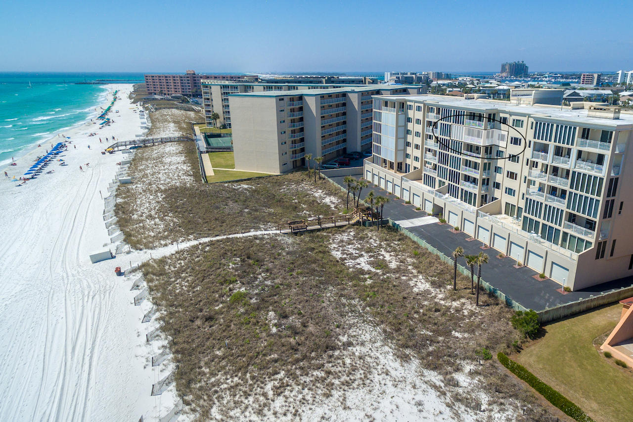 GULFSHORE CONDO - Residential