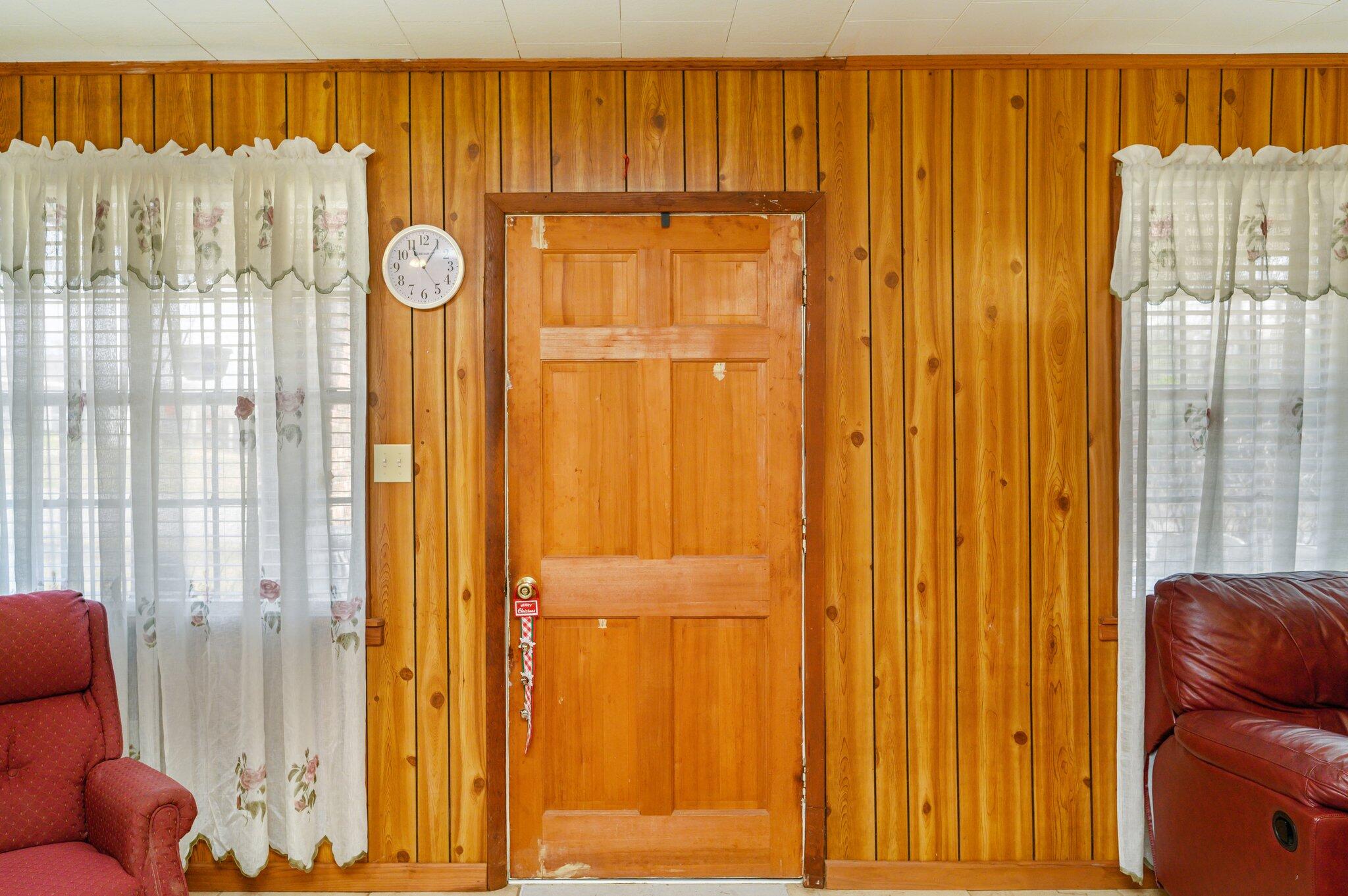 METES & BOUNDS - Residential