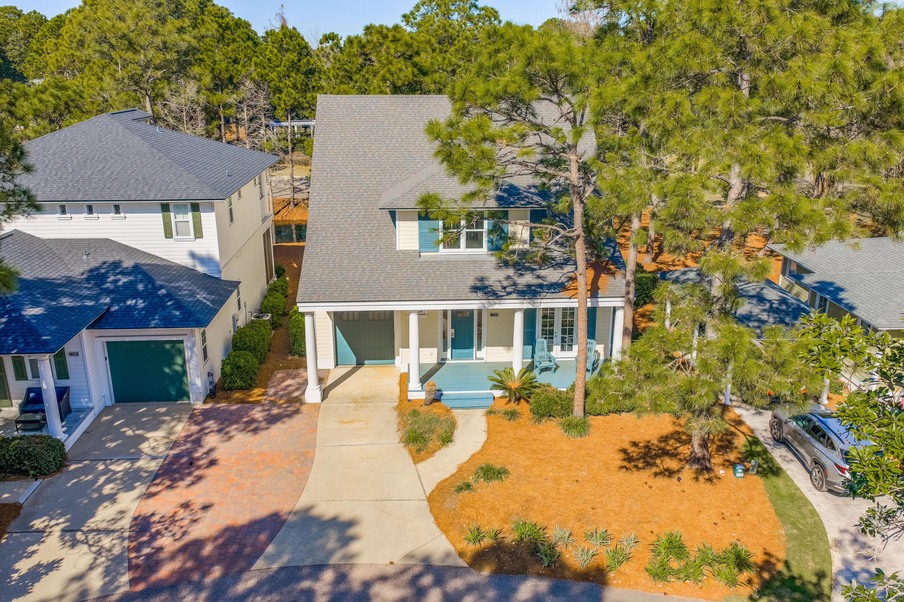 LAUREL GROVE - Residential