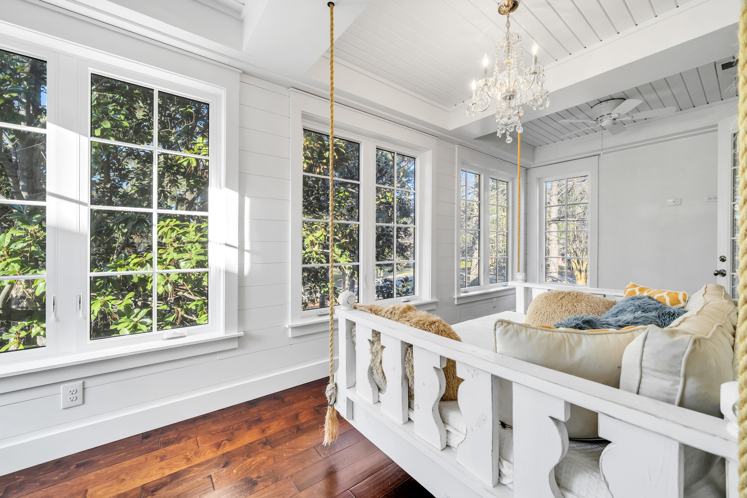 LAUREL GROVE - Residential