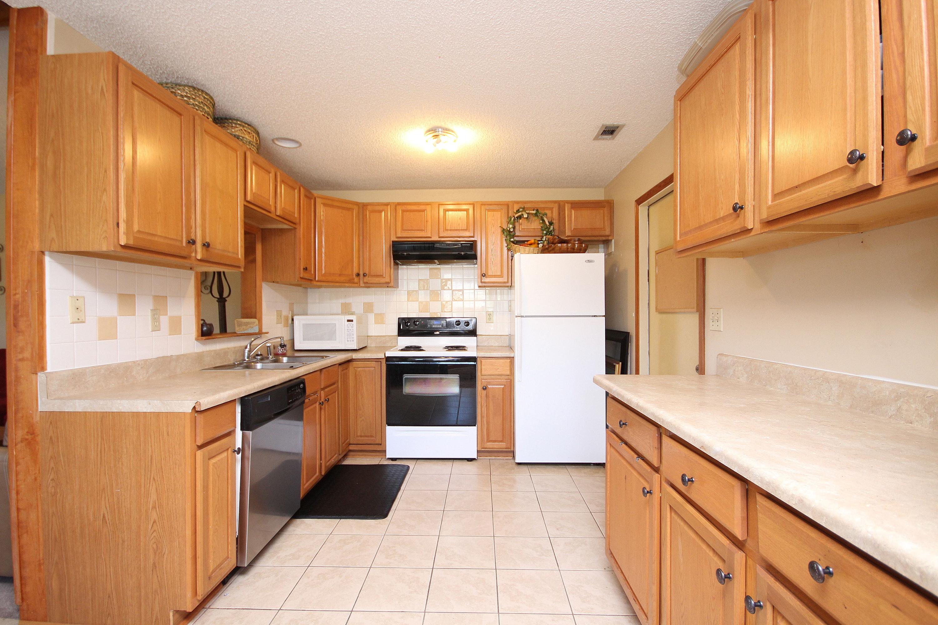 SHOAL WOOD ESTATES 1ST PH 3 - Residential