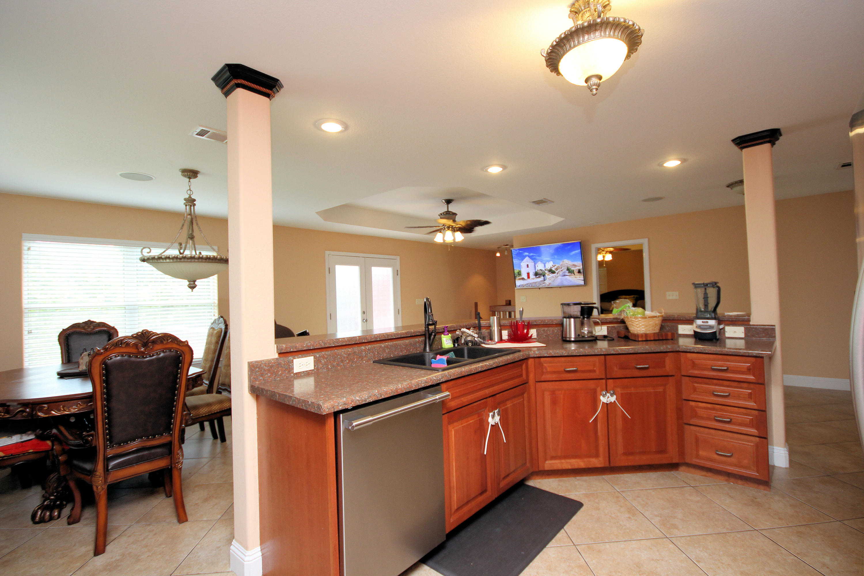 SPRING HOLLOW ESTATES - Residential