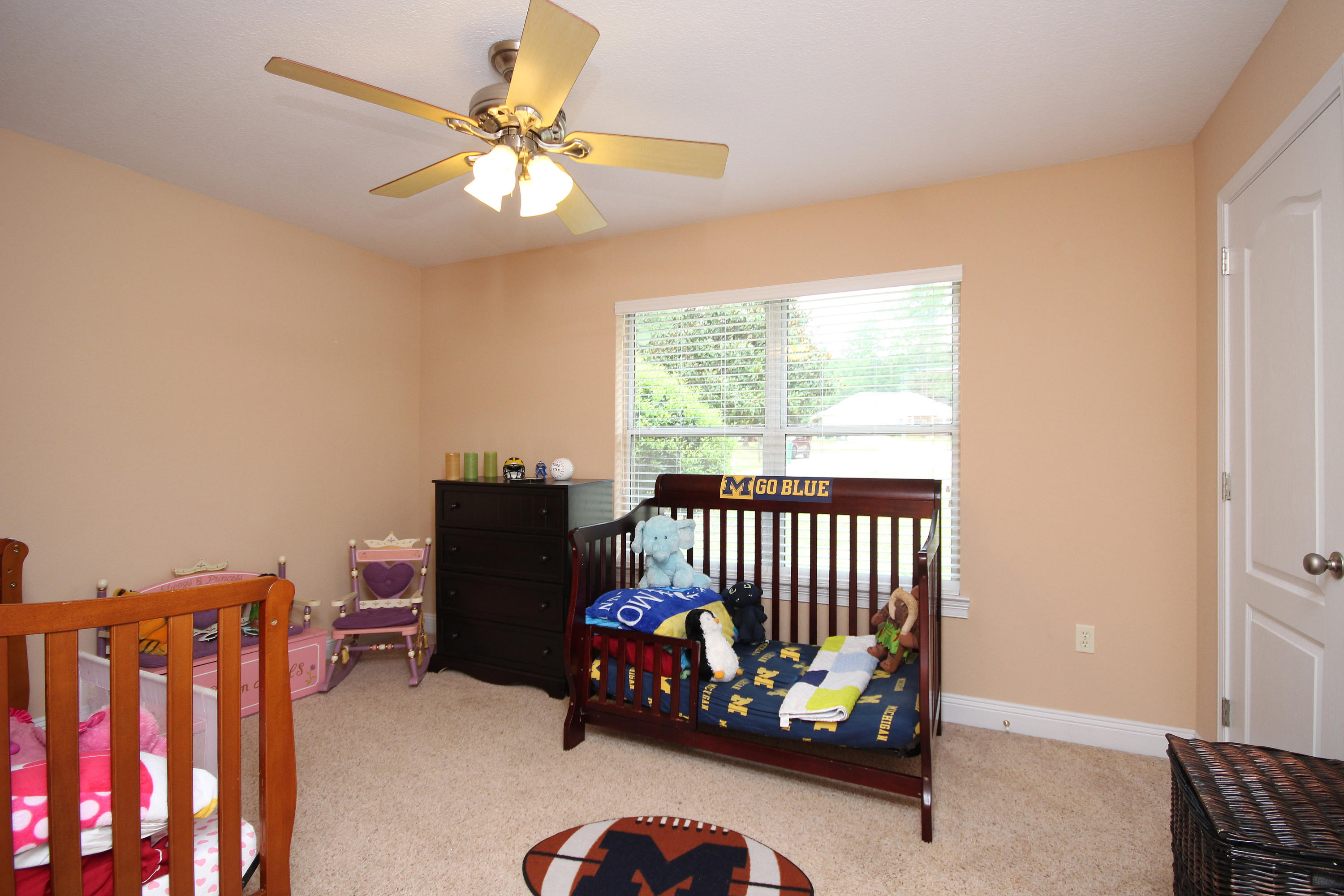 SPRING HOLLOW ESTATES - Residential