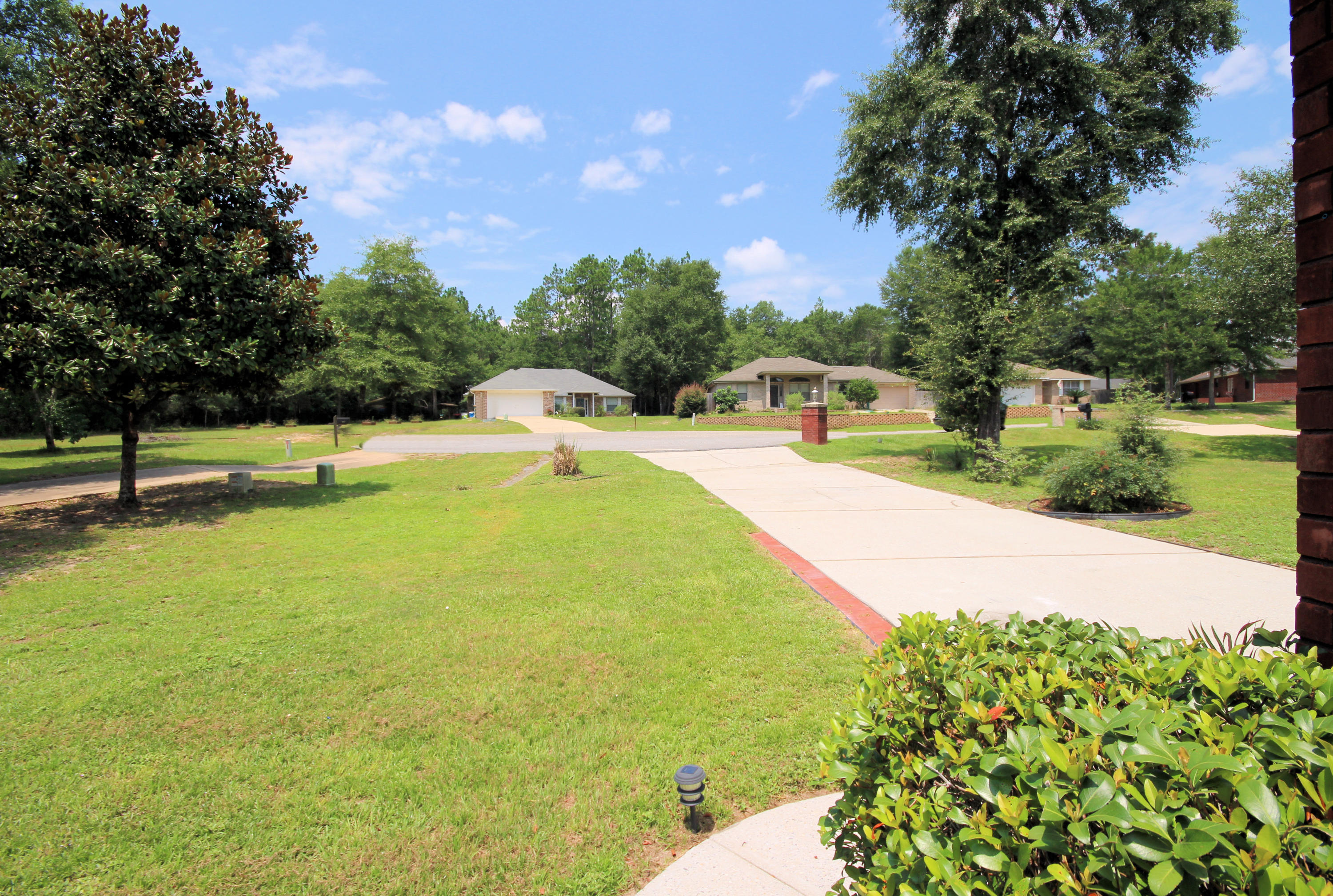 SPRING HOLLOW ESTATES - Residential