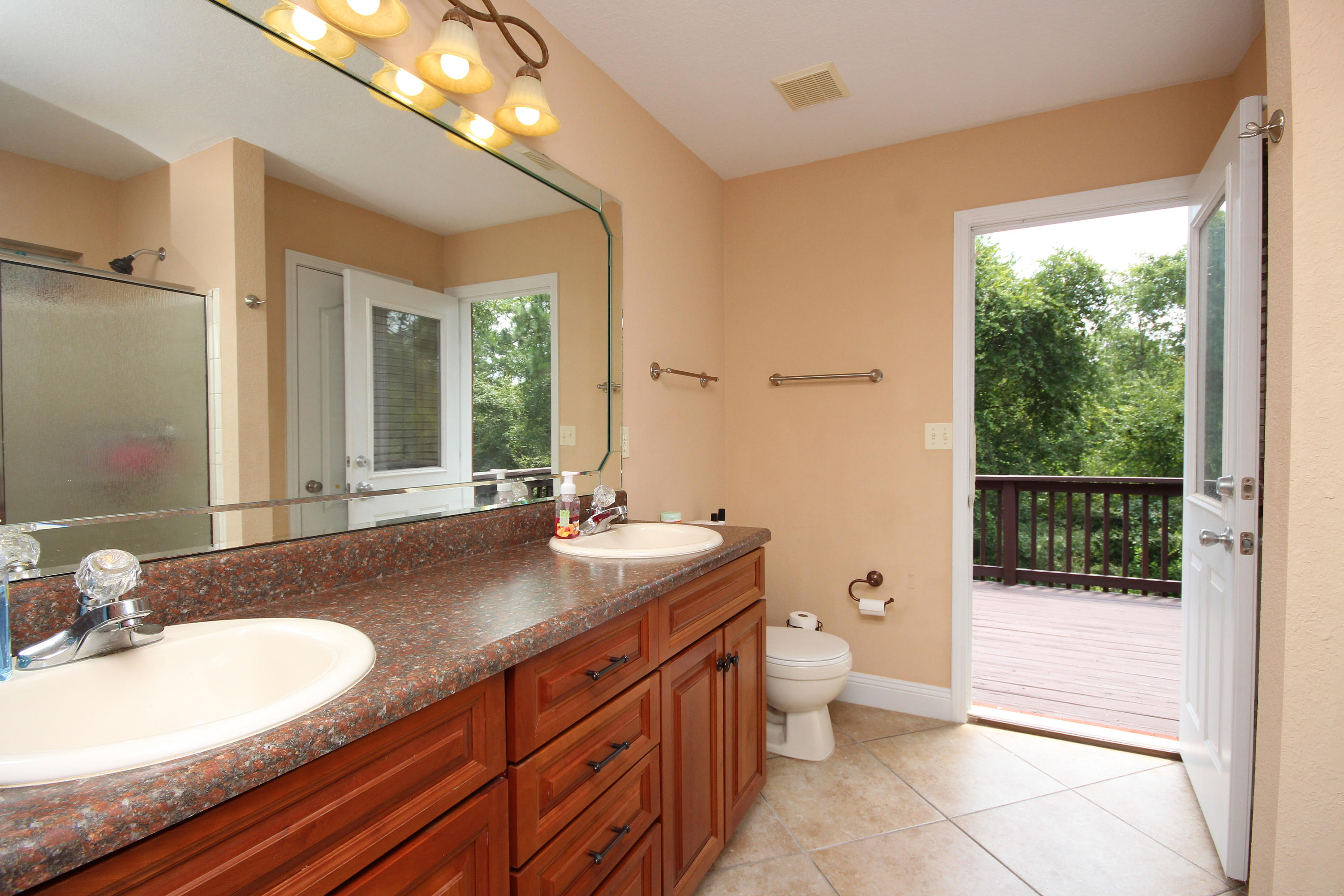 SPRING HOLLOW ESTATES - Residential