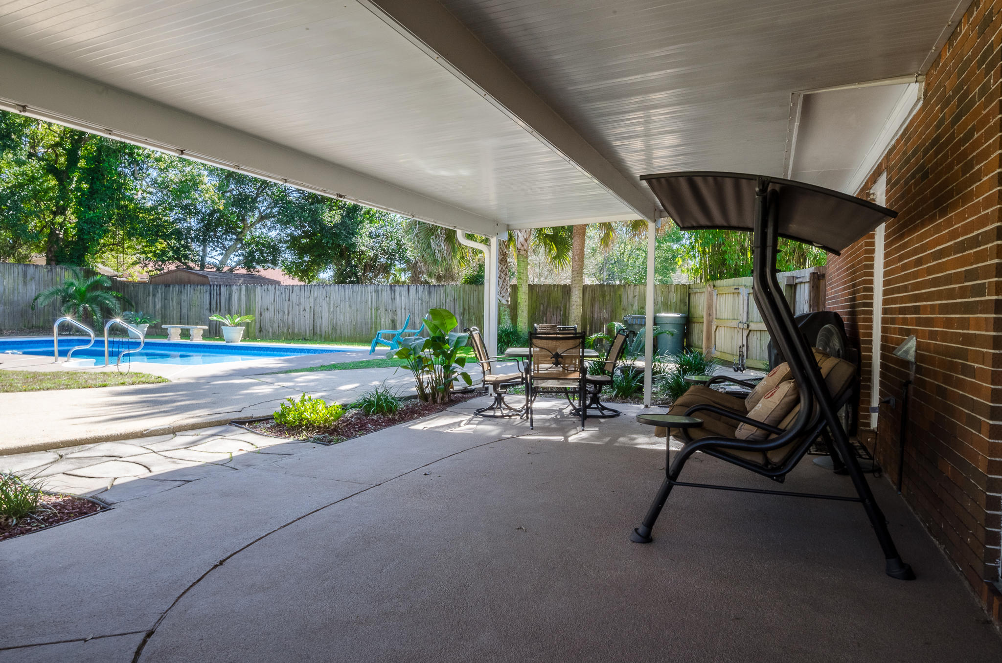 LAURYCE PARK - Residential