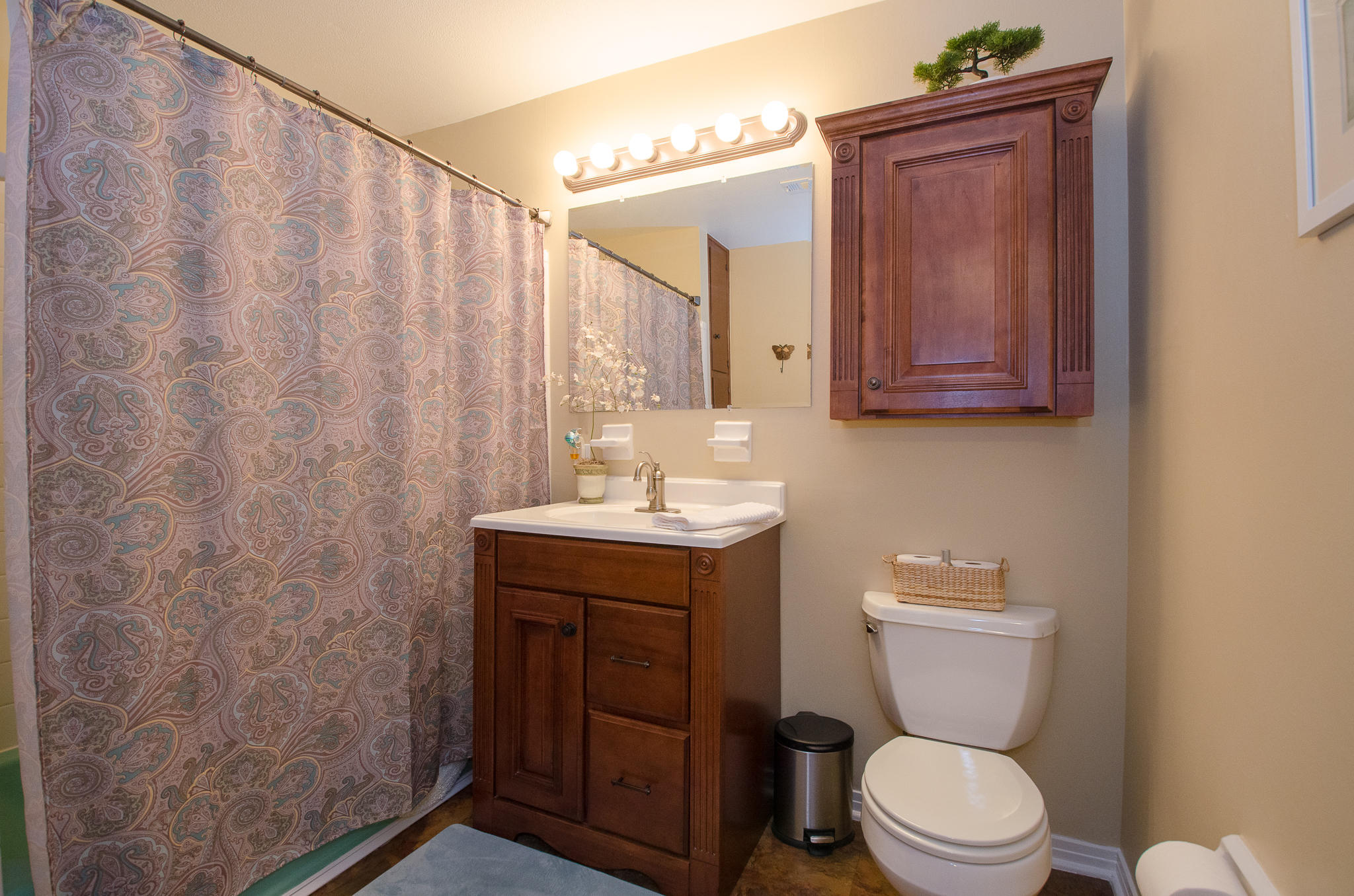 LAURYCE PARK - Residential