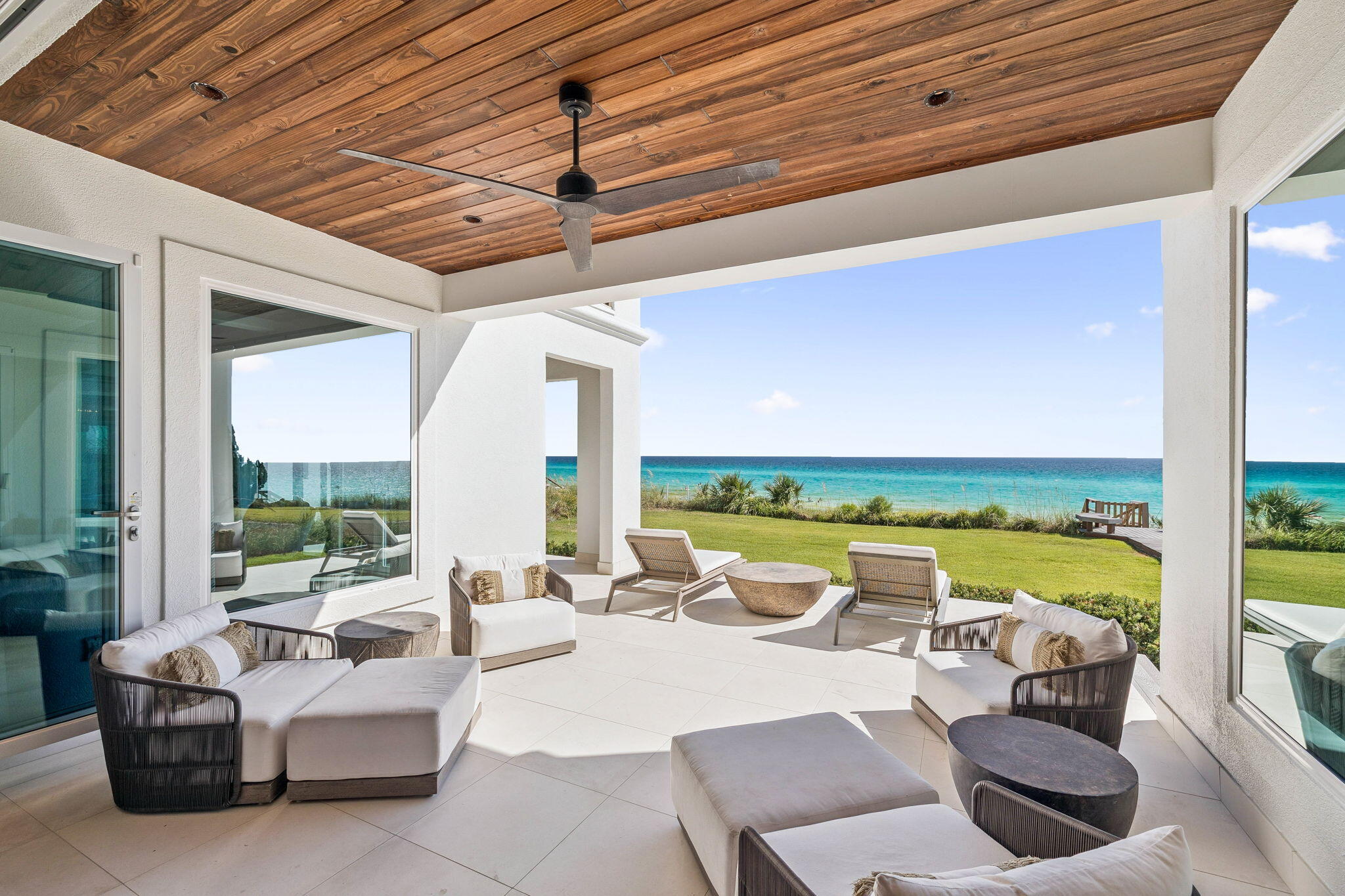 VILLAGE OF WHITE CLIFFS THE - Residential