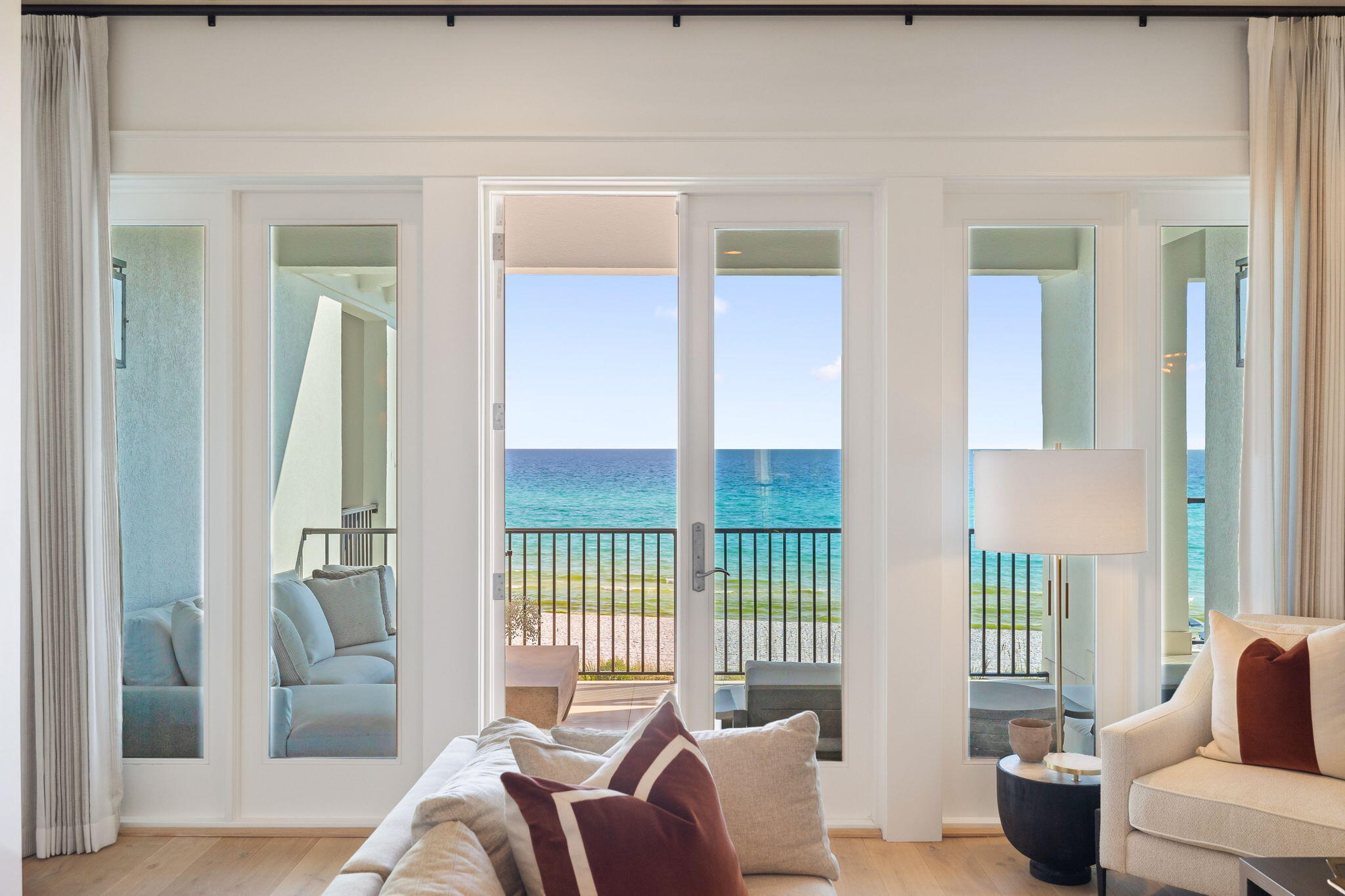 VILLAGE OF WHITE CLIFFS THE - Residential