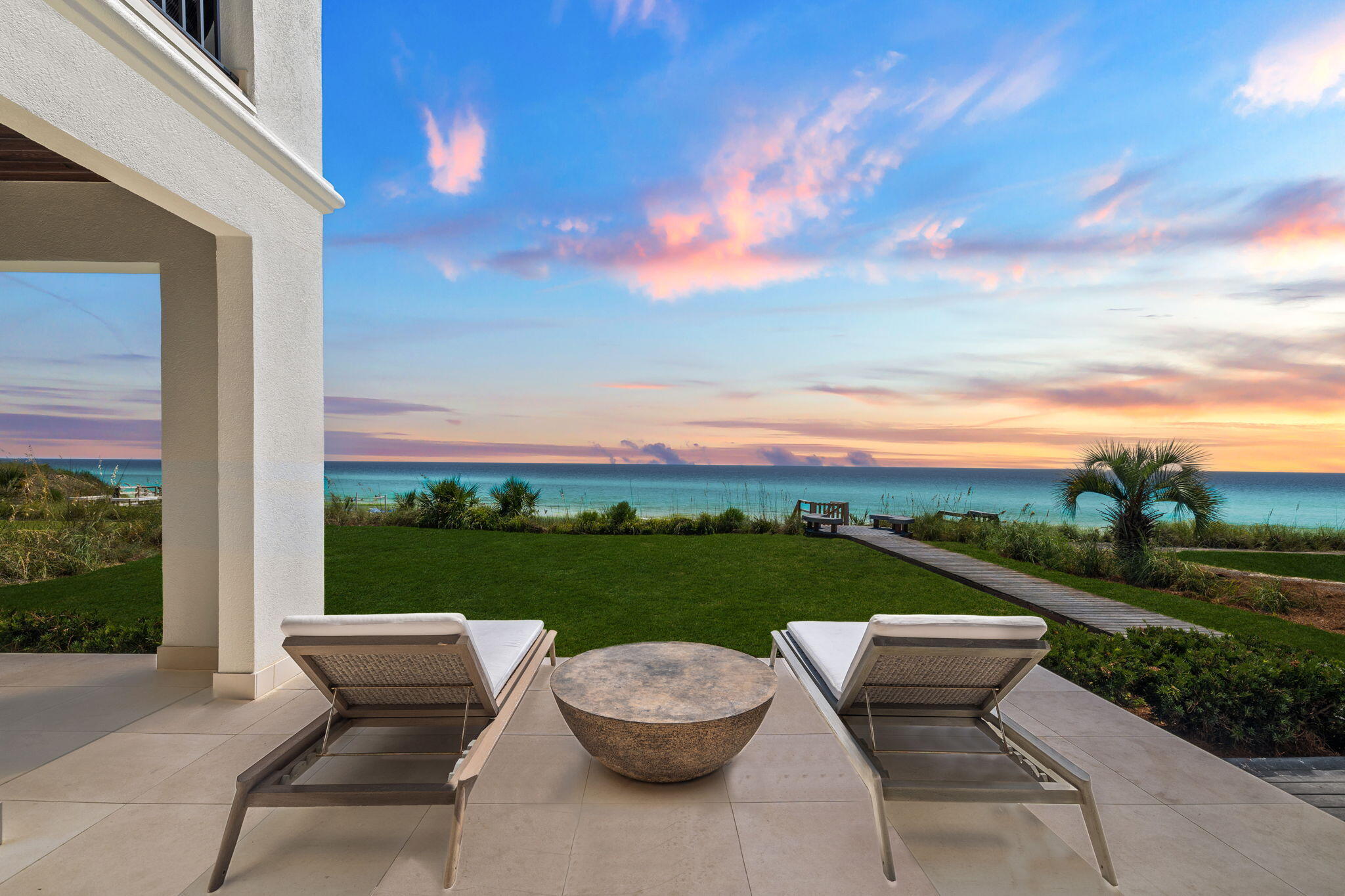 VILLAGE OF WHITE CLIFFS THE - Residential