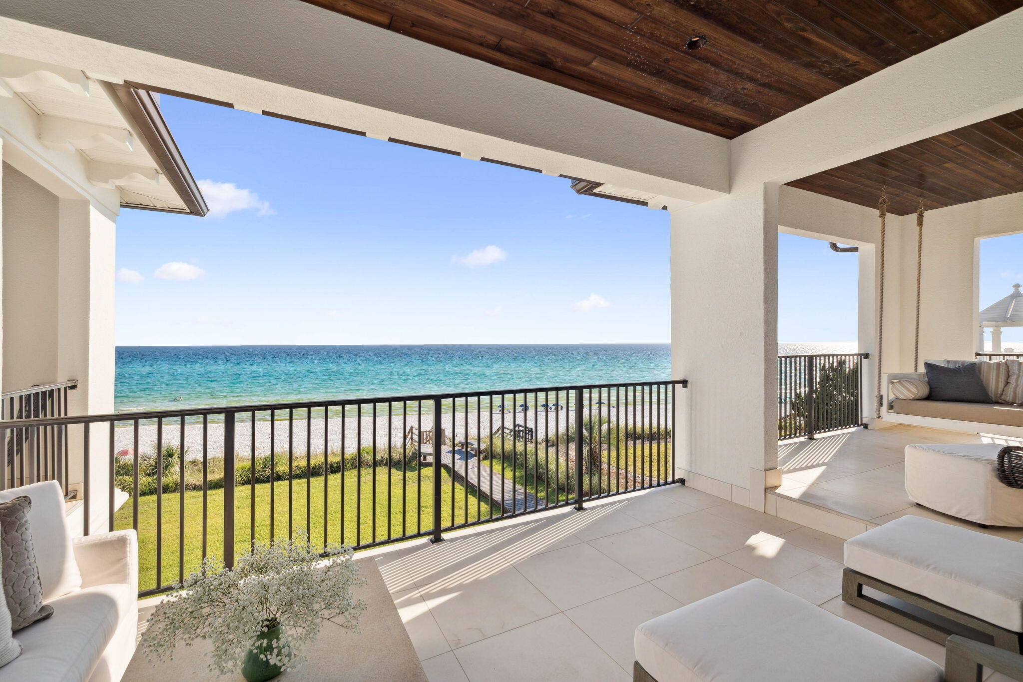 VILLAGE OF WHITE CLIFFS THE - Residential