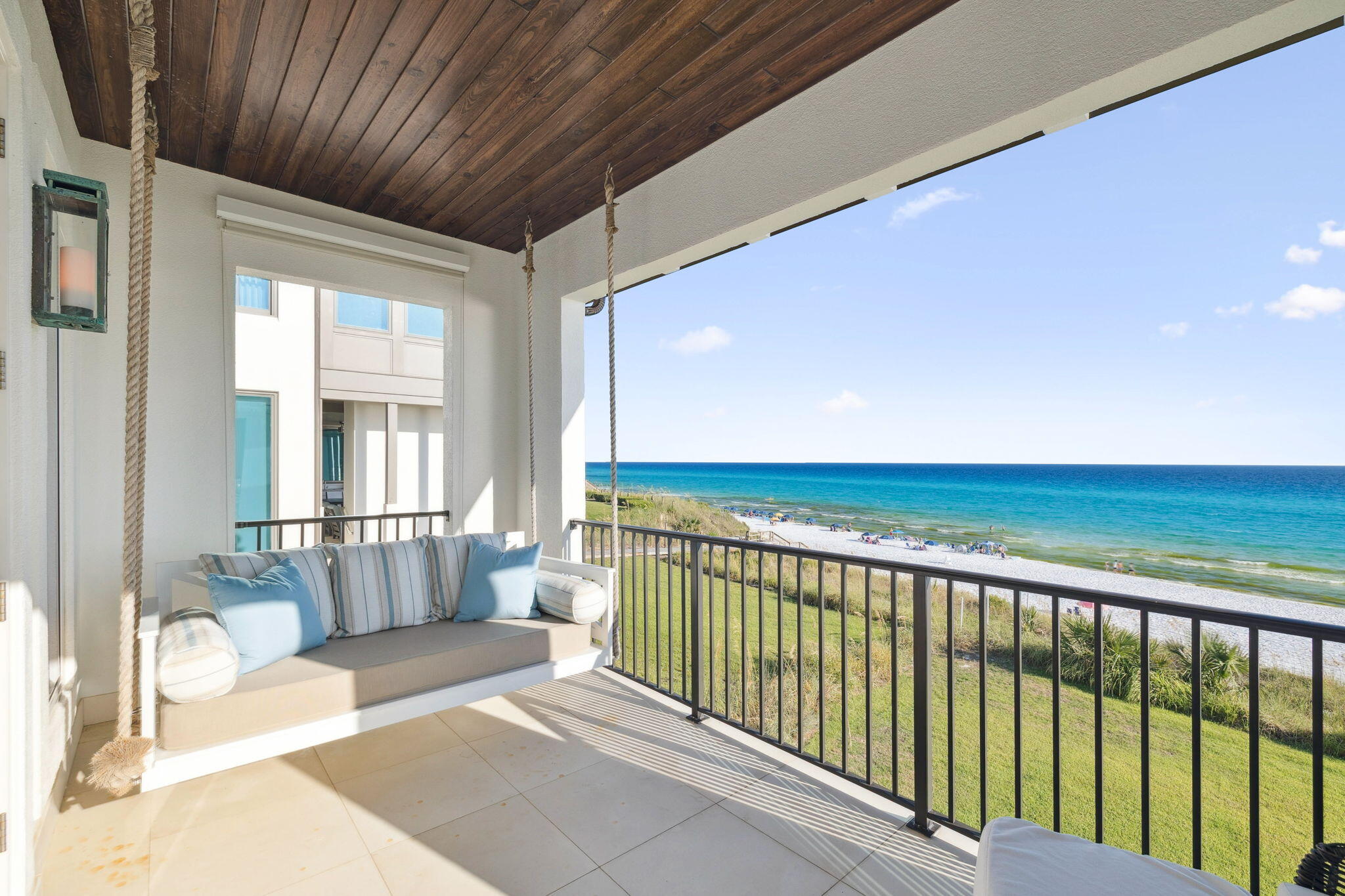 VILLAGE OF WHITE CLIFFS THE - Residential