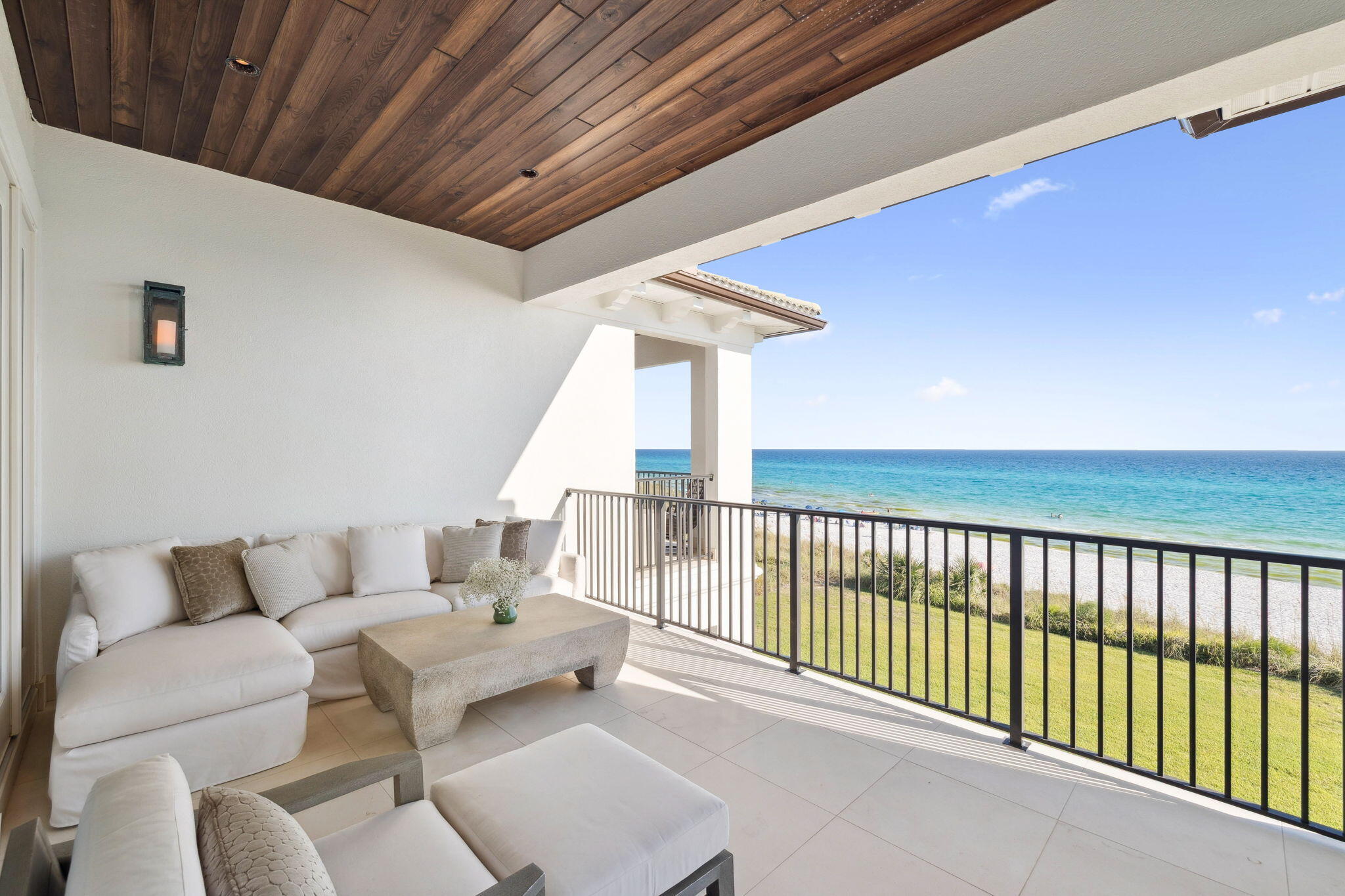 VILLAGE OF WHITE CLIFFS THE - Residential