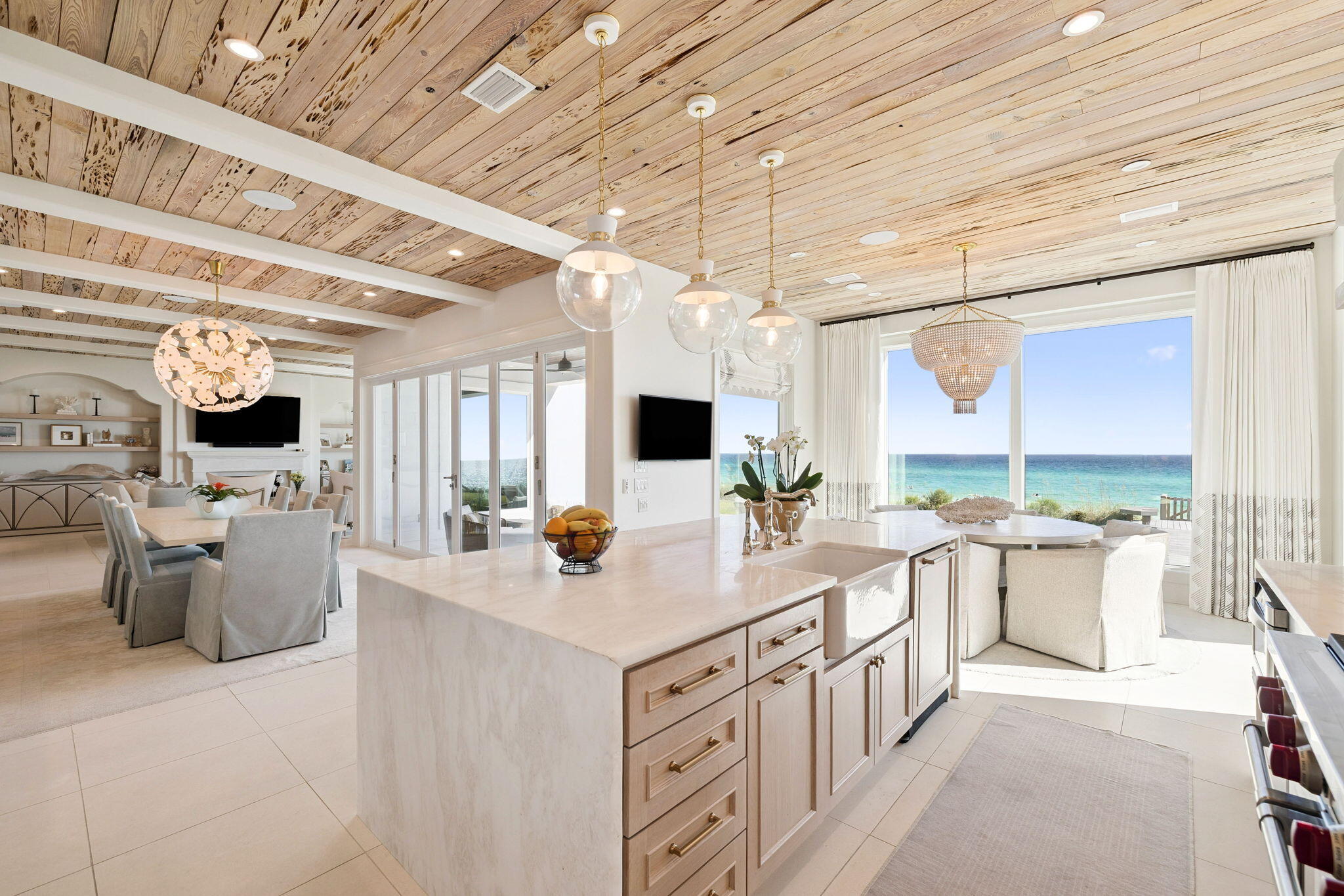 VILLAGE OF WHITE CLIFFS THE - Residential
