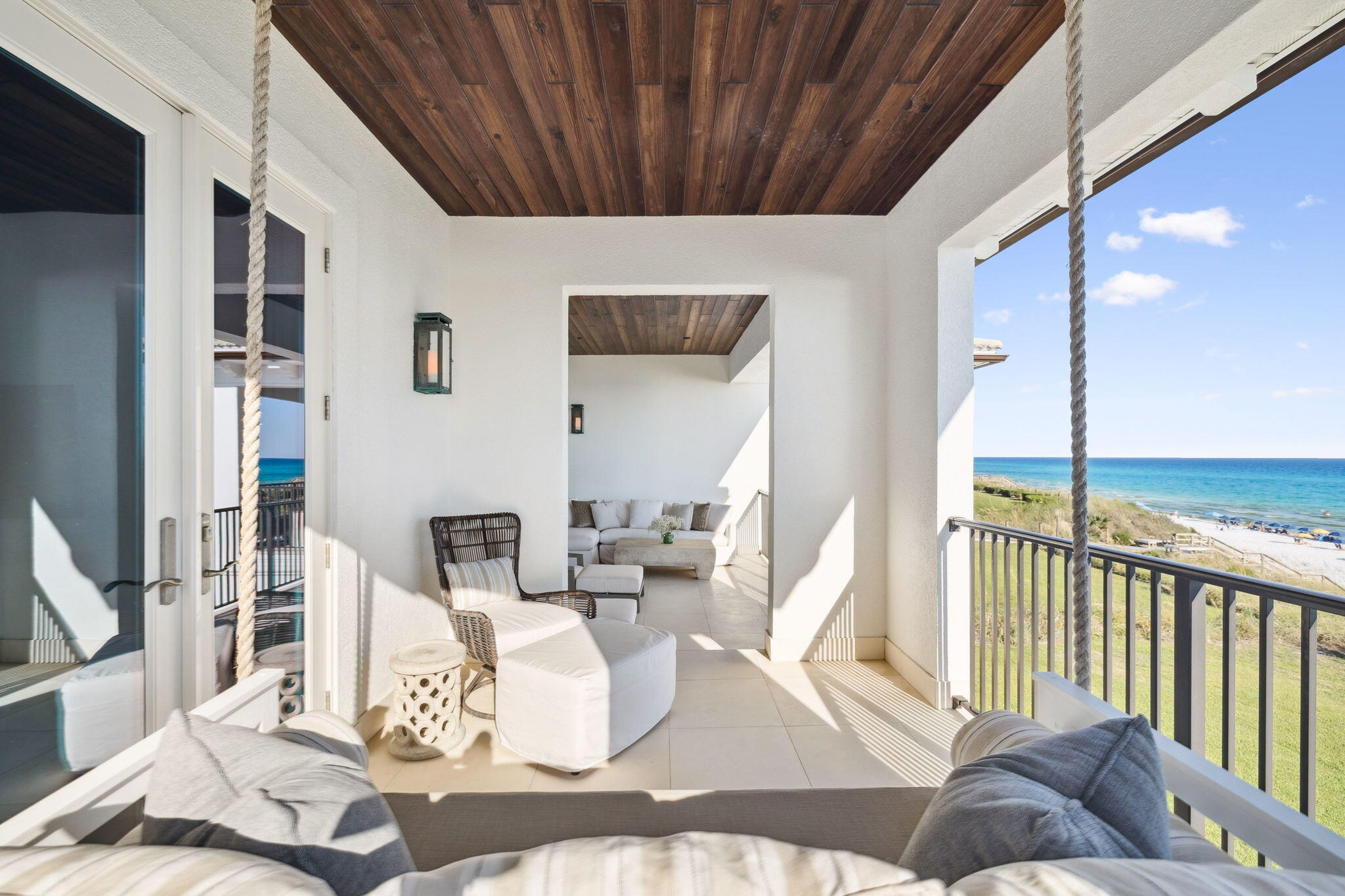 VILLAGE OF WHITE CLIFFS THE - Residential