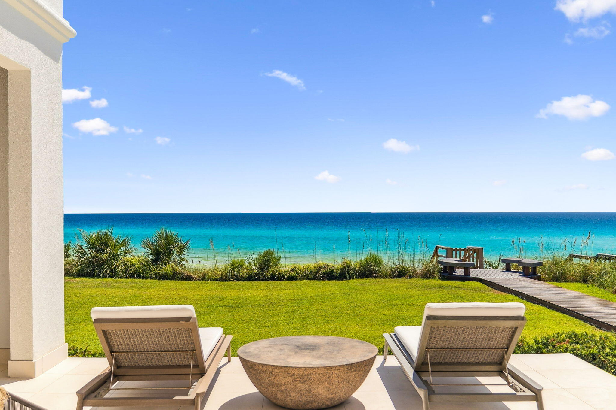 VILLAGE OF WHITE CLIFFS THE - Residential