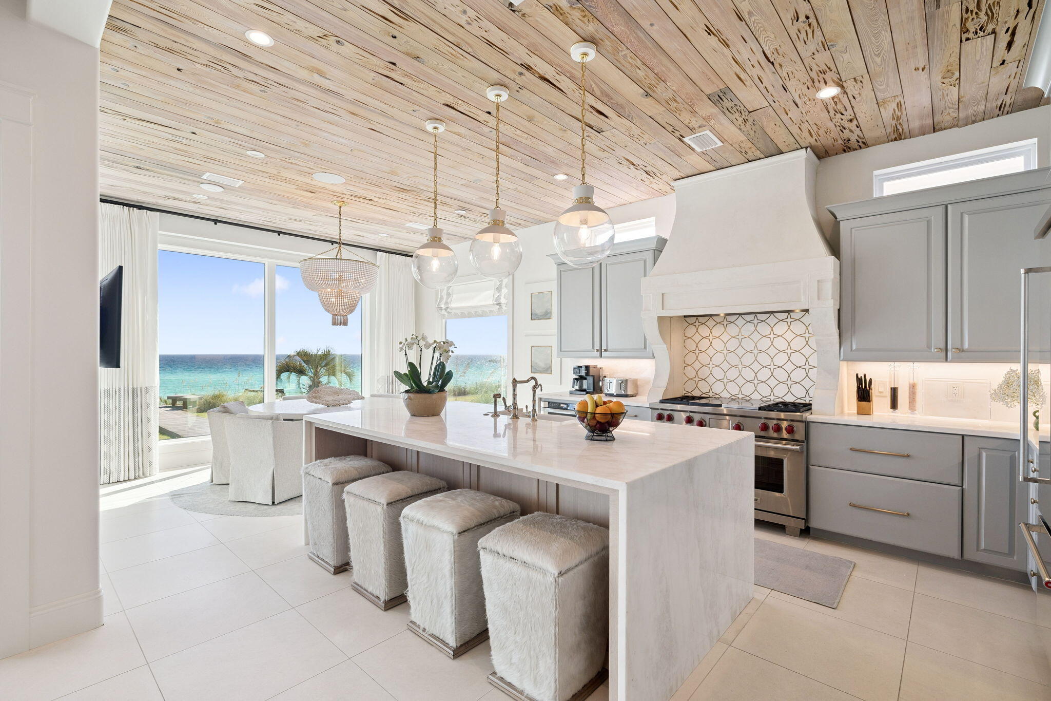 VILLAGE OF WHITE CLIFFS THE - Residential
