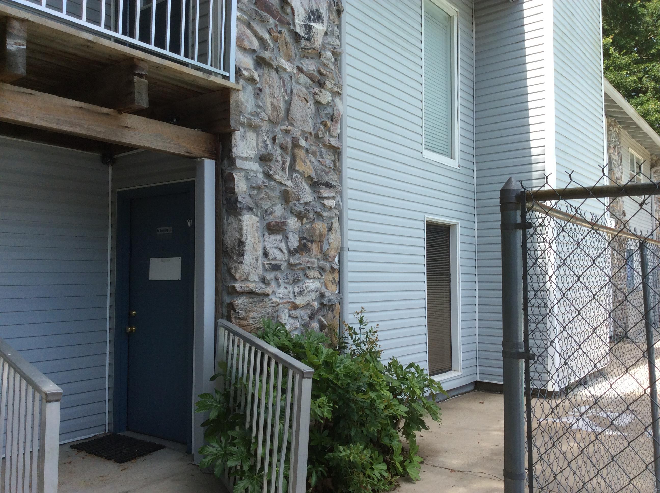 COLLEGE PARK CONDO - Residential