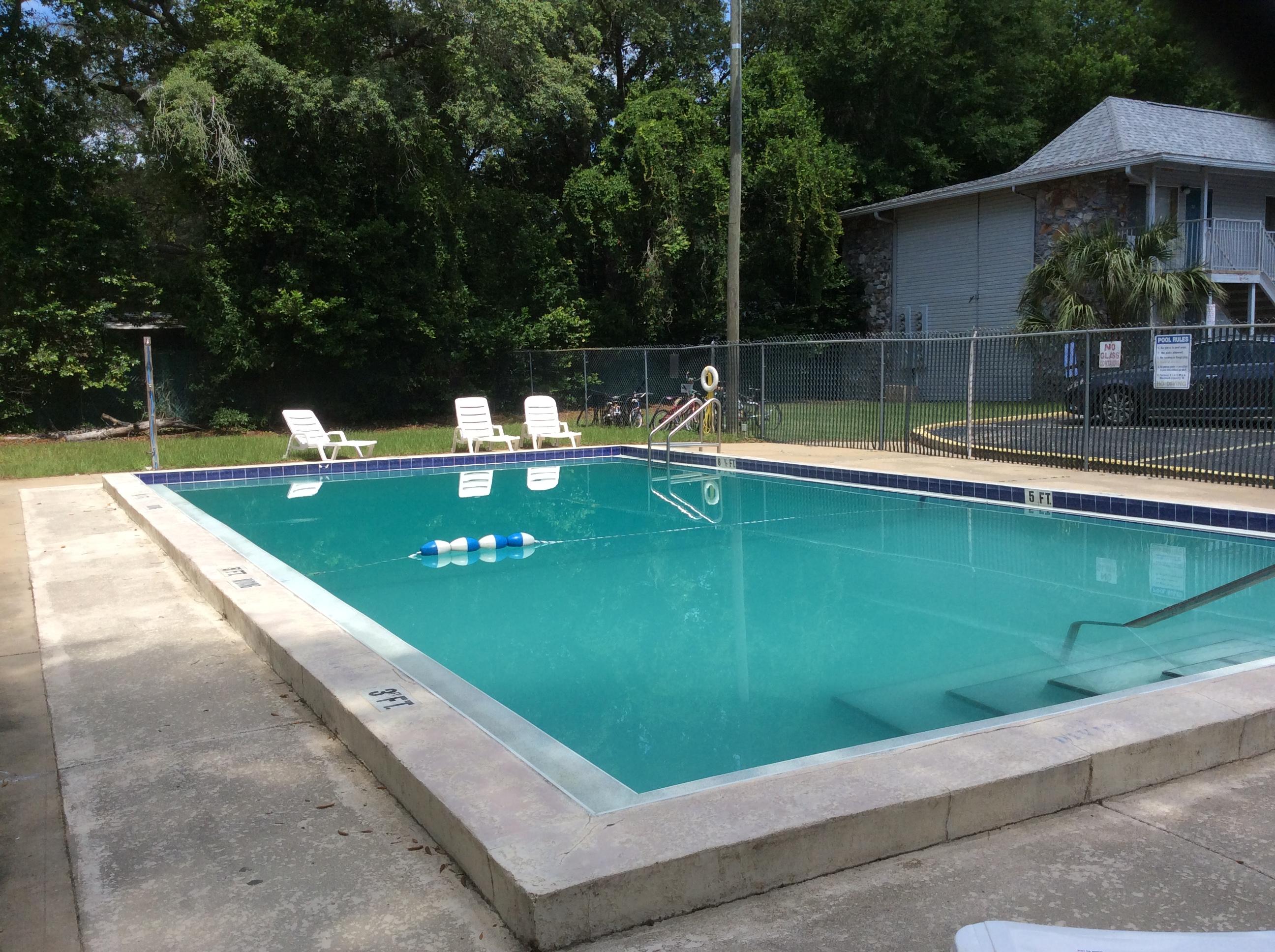 COLLEGE PARK CONDO - Residential