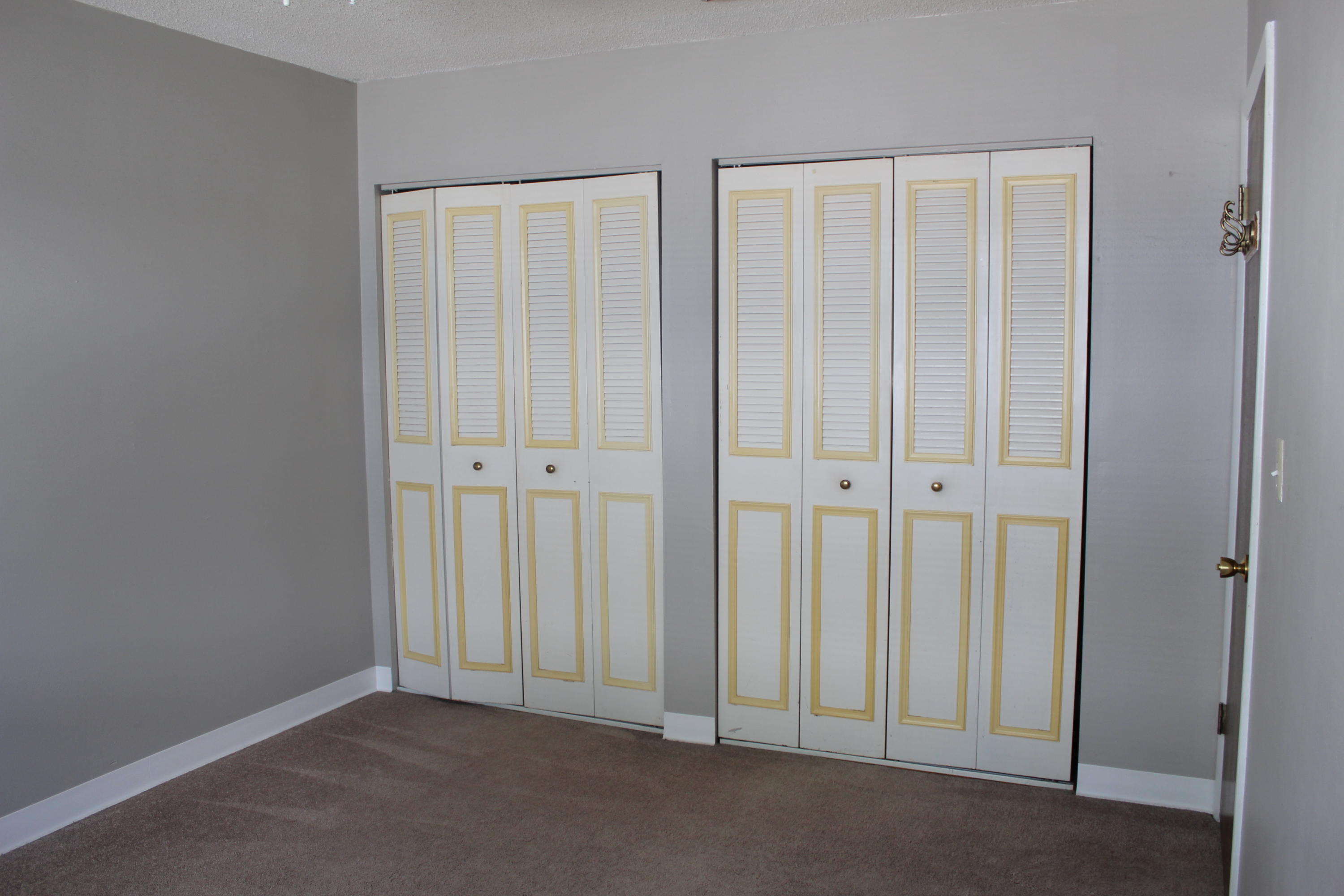 COLLEGE PARK CONDO - Residential