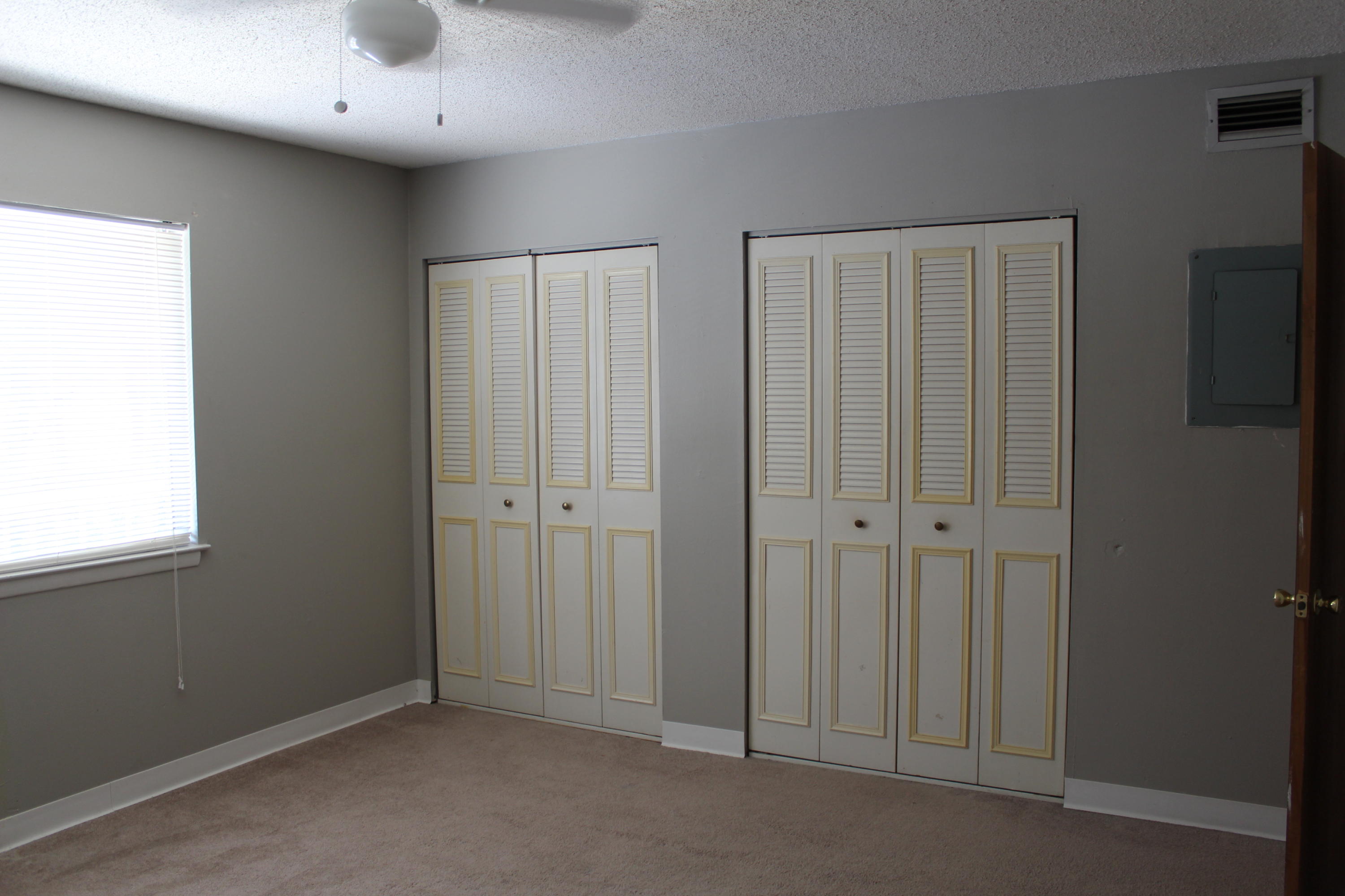 COLLEGE PARK CONDO - Residential