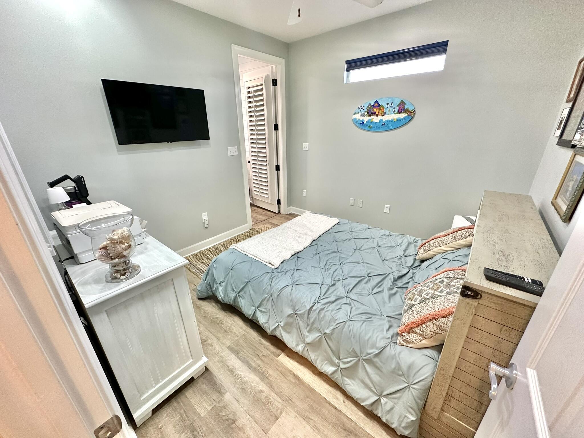 CRYSTAL LAKE II AT SANDESTIN - Residential