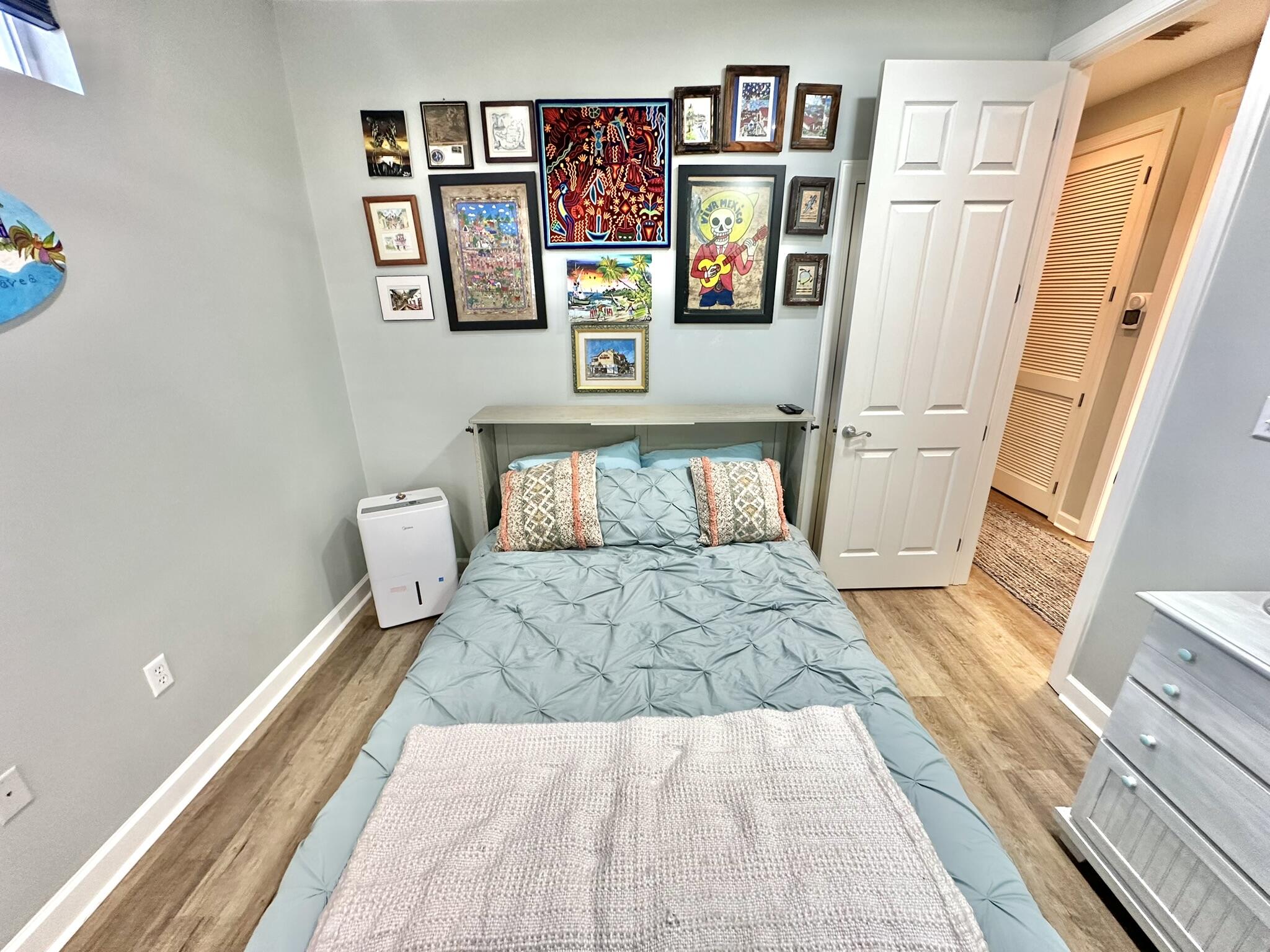 CRYSTAL LAKE II AT SANDESTIN - Residential