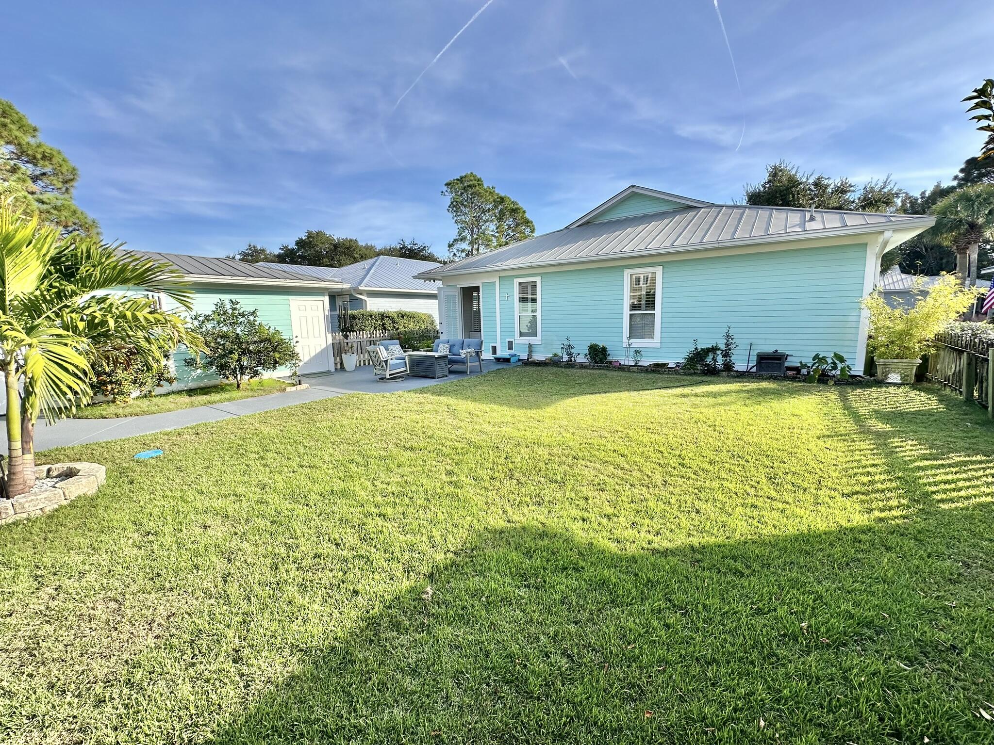CRYSTAL LAKE II AT SANDESTIN - Residential