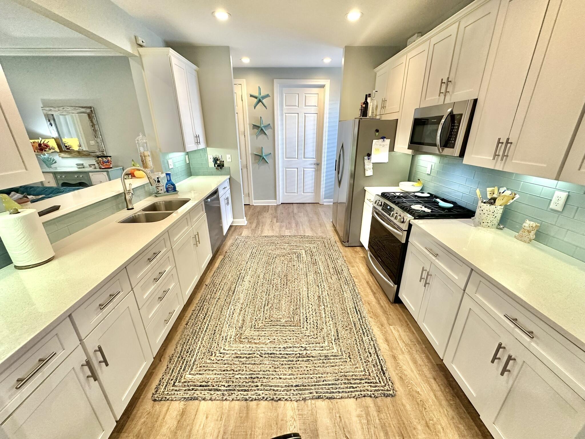 CRYSTAL LAKE II AT SANDESTIN - Residential