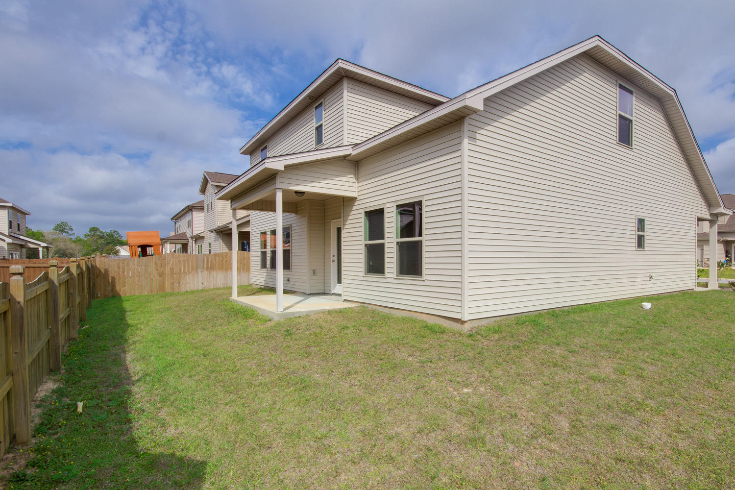 THE COTTAGES AT SANDY RIDGE - Residential