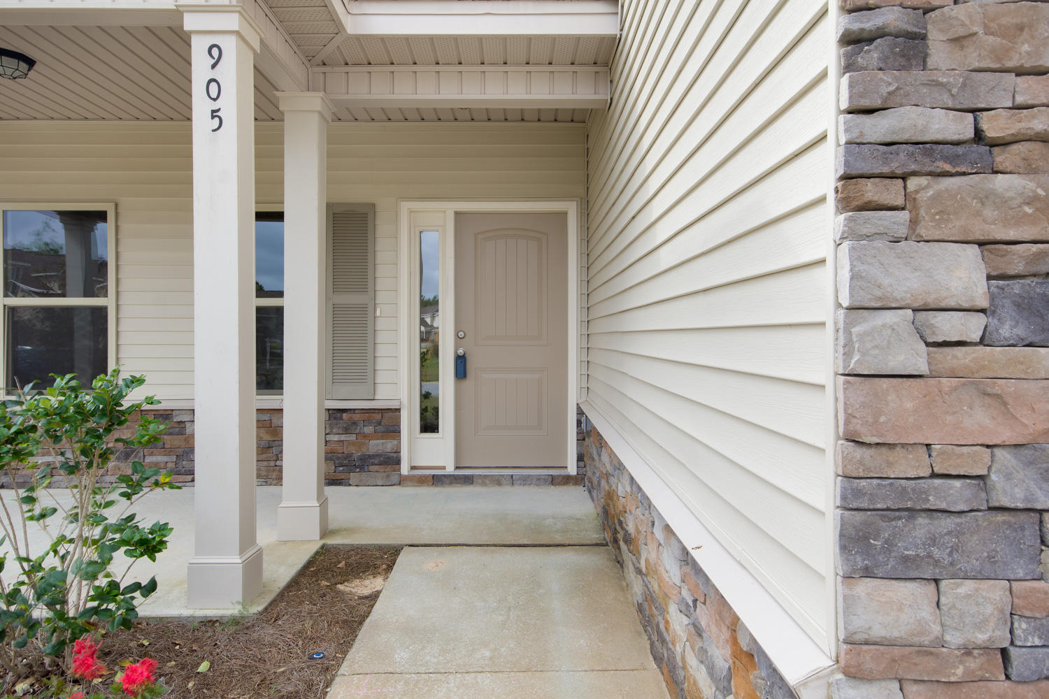 THE COTTAGES AT SANDY RIDGE - Residential