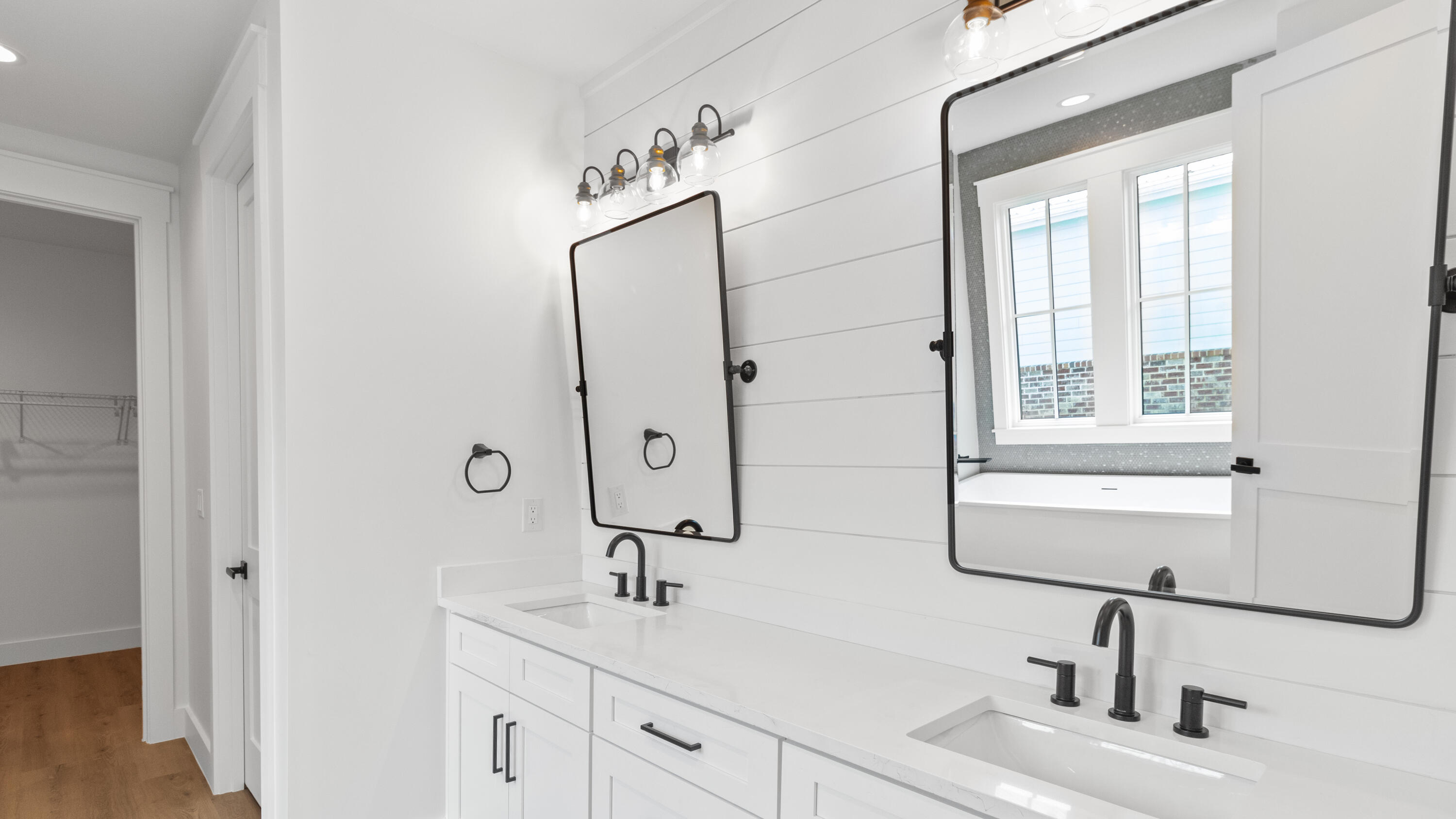 BEAR CREEK COTTAGES - Residential