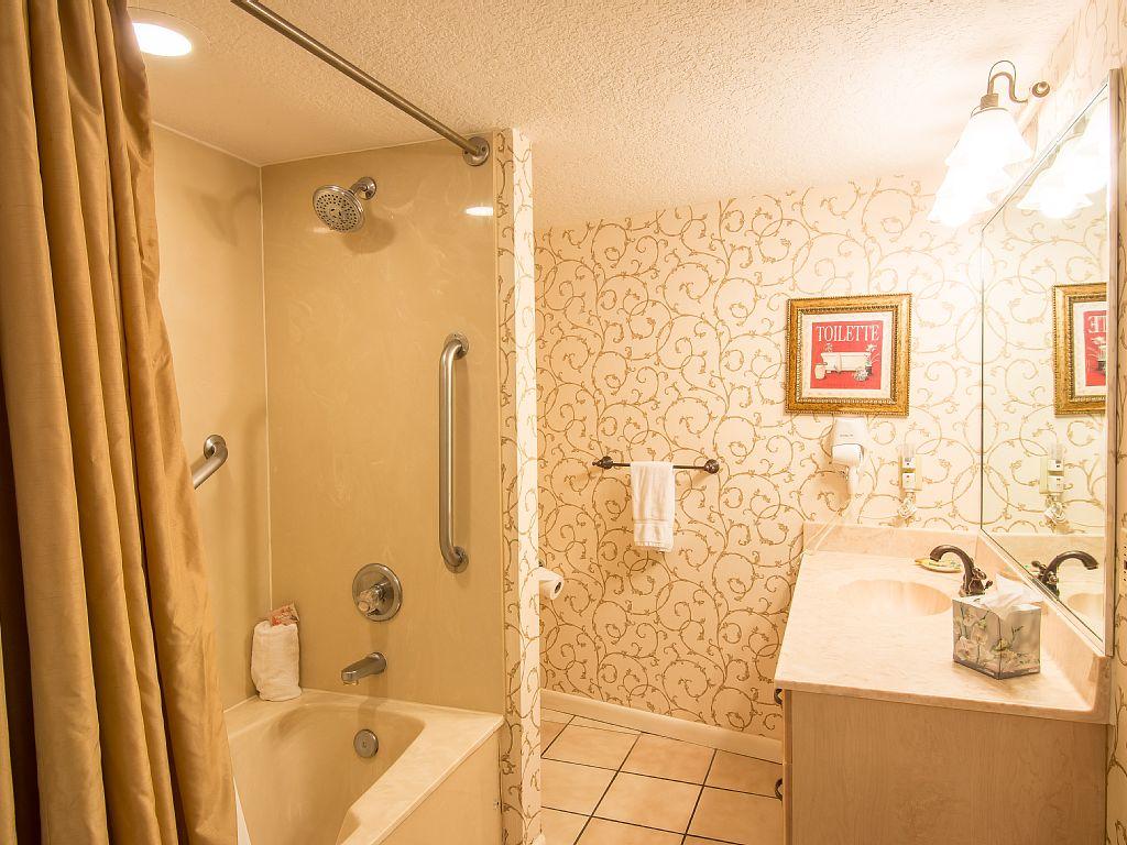 EDGEWATER BEACH CONDO PH 1 - Residential