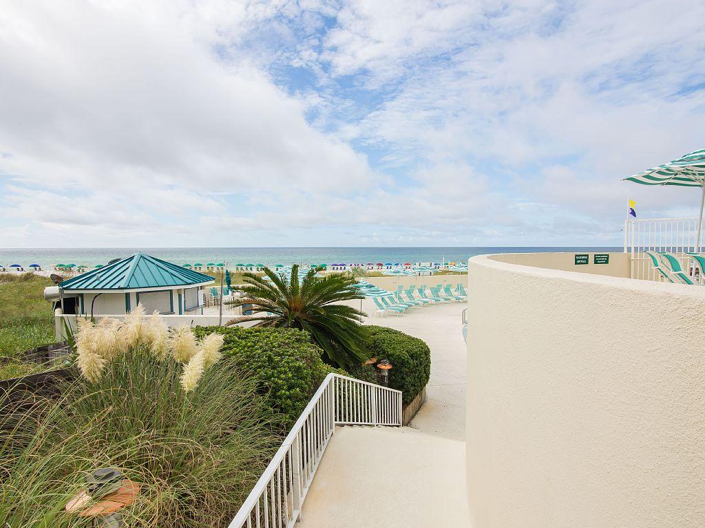 EDGEWATER BEACH CONDO PH 1 - Residential