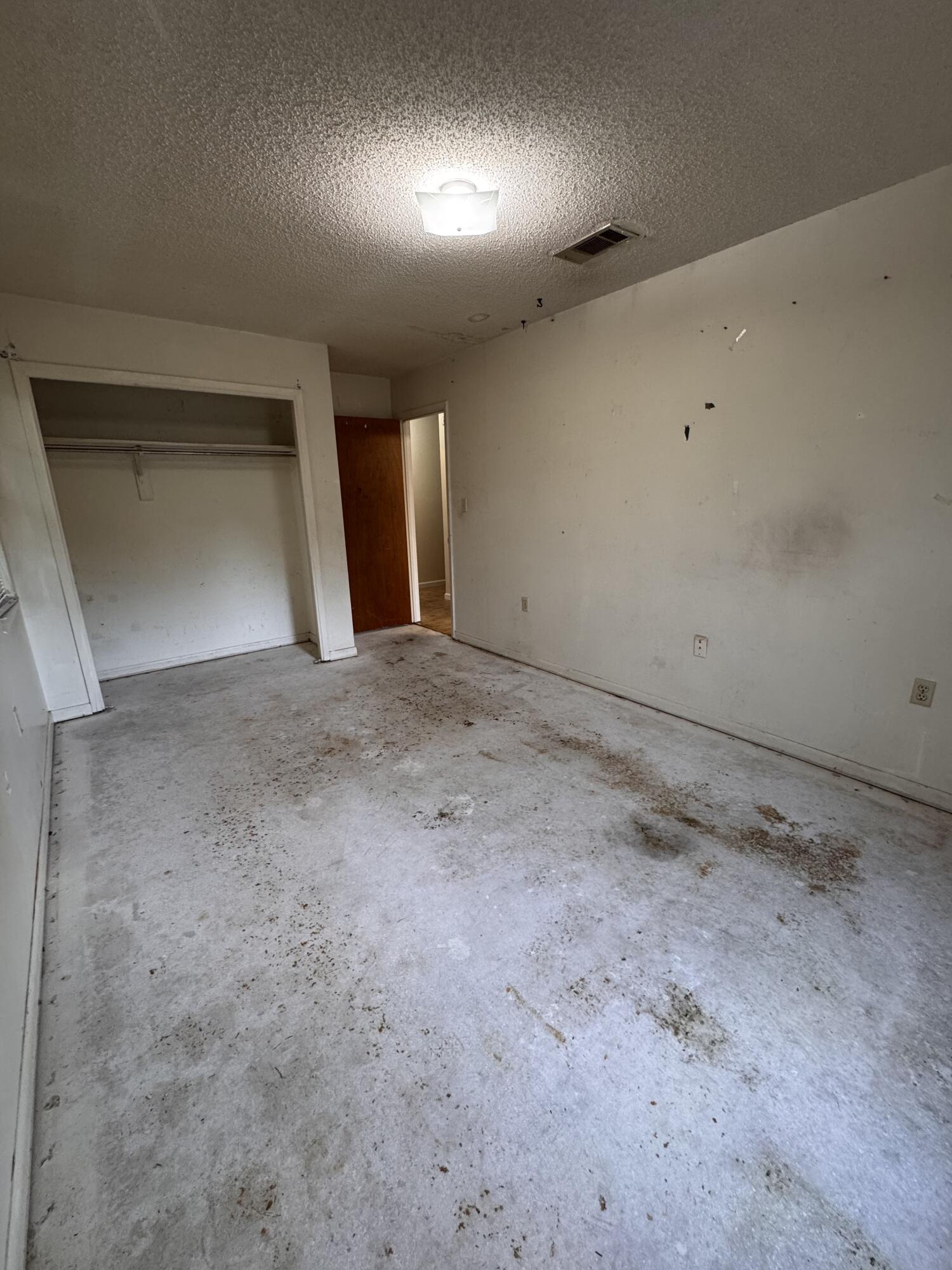 PALM ESTATES UNIT 1 - Residential