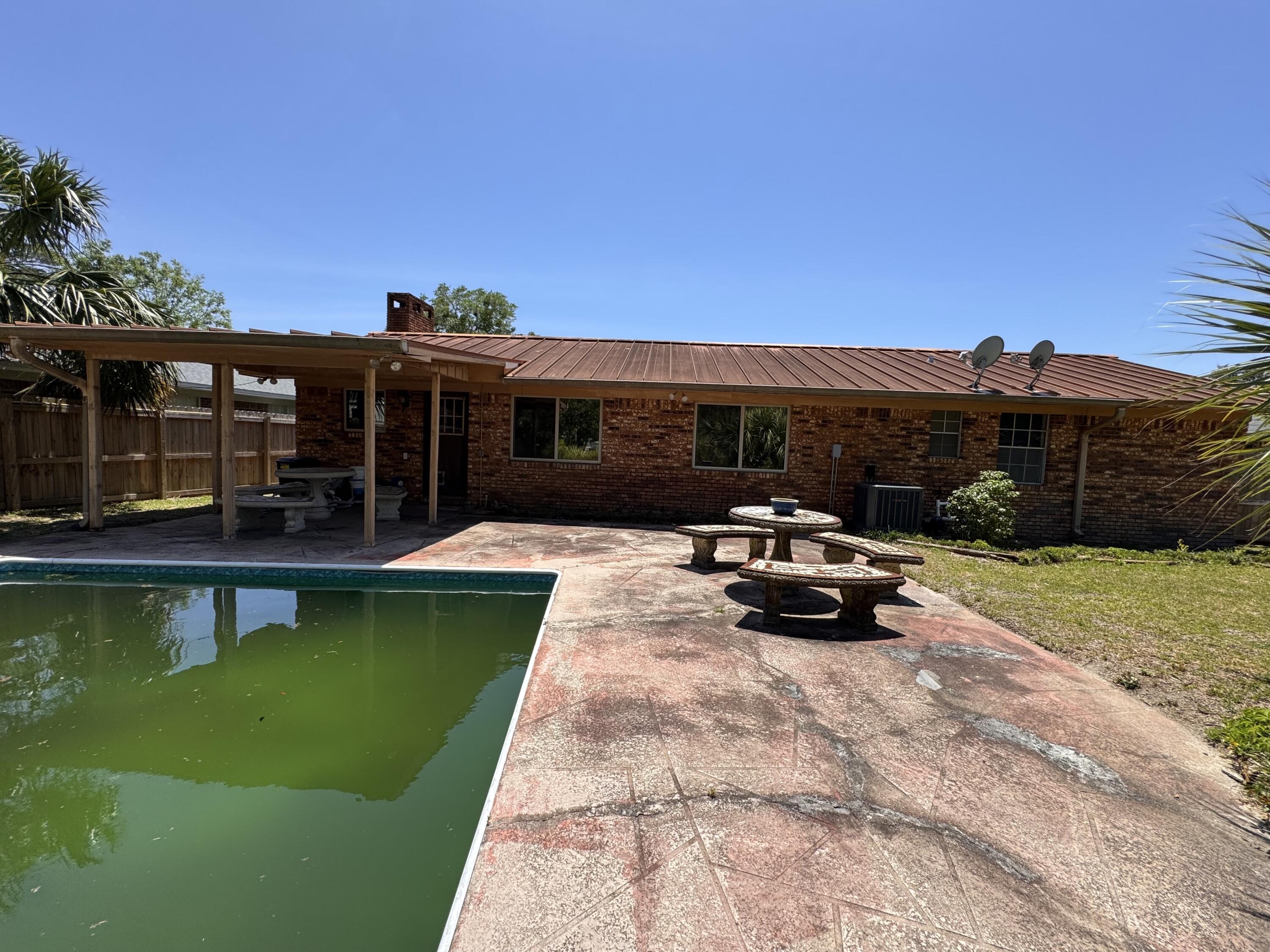 PALM ESTATES UNIT 1 - Residential
