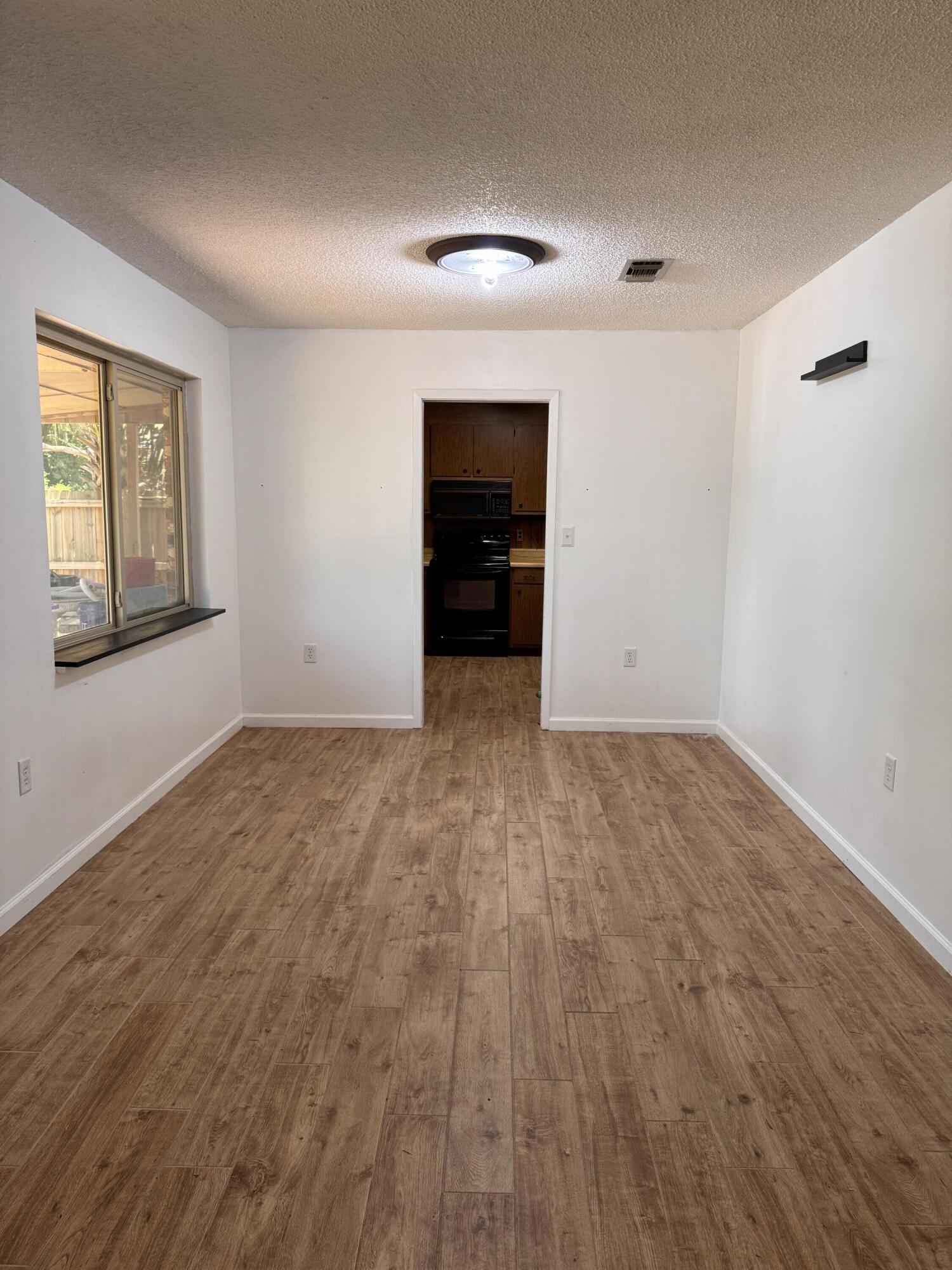 PALM ESTATES UNIT 1 - Residential