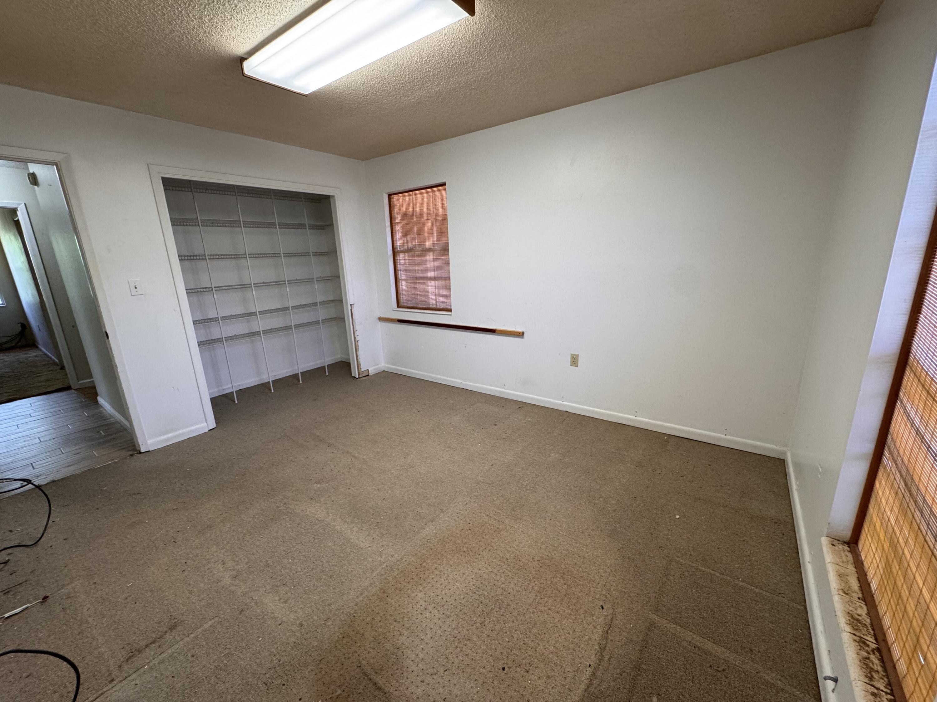 PALM ESTATES UNIT 1 - Residential