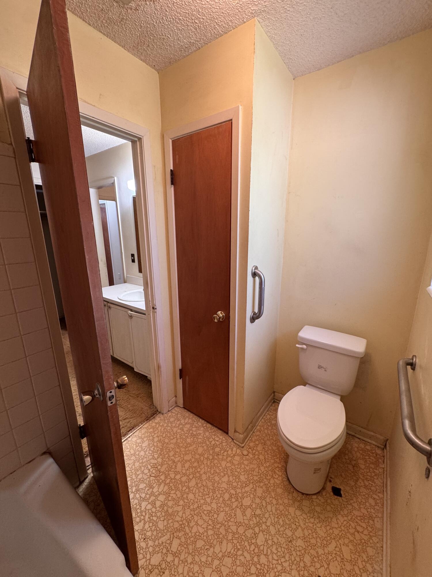 PALM ESTATES UNIT 1 - Residential