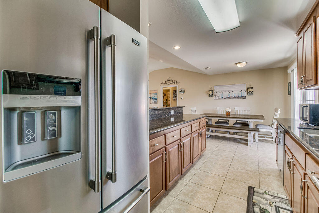 POLYNESIAN ISLANDS - Residential